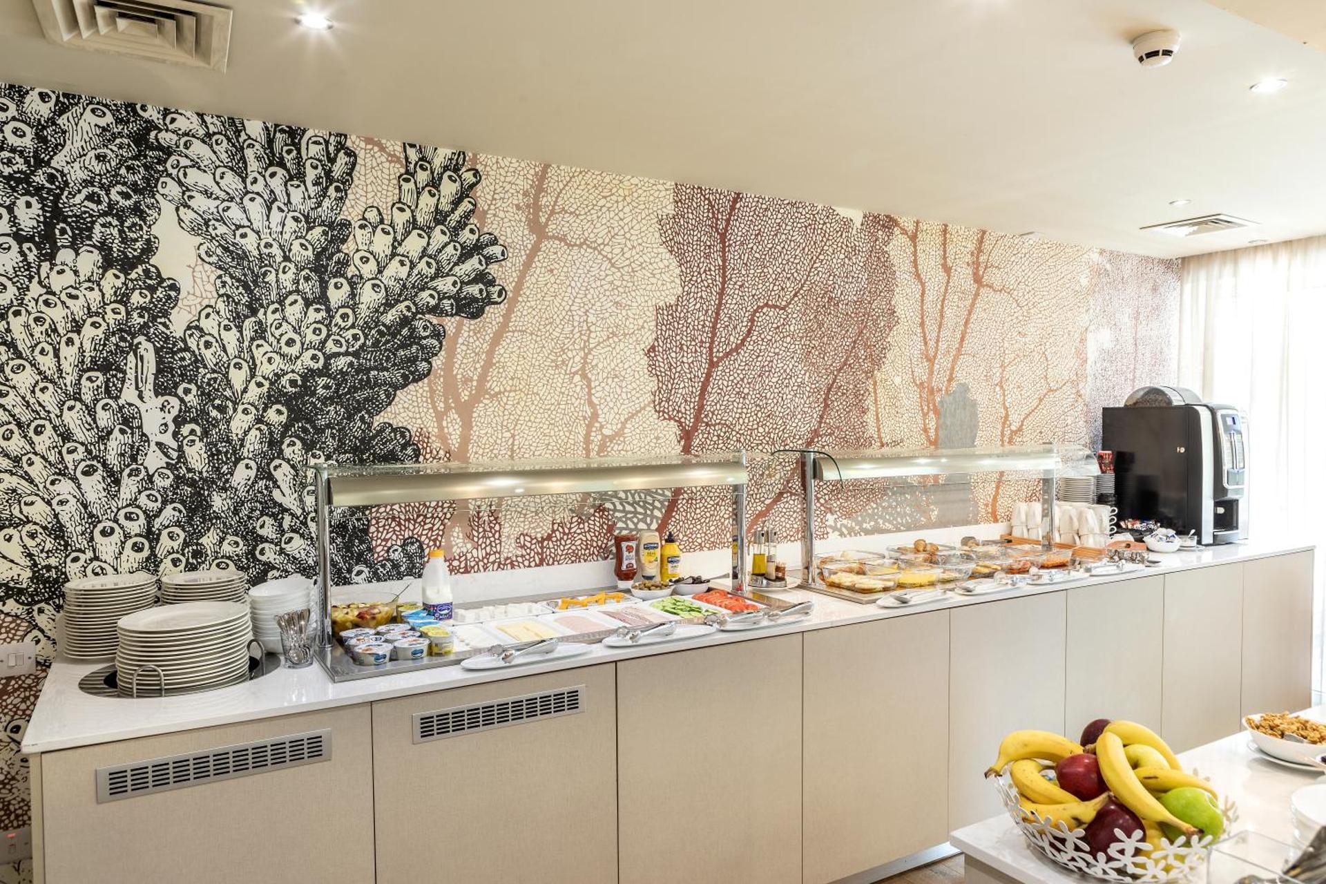 Almond Business Hotel - Photo 40