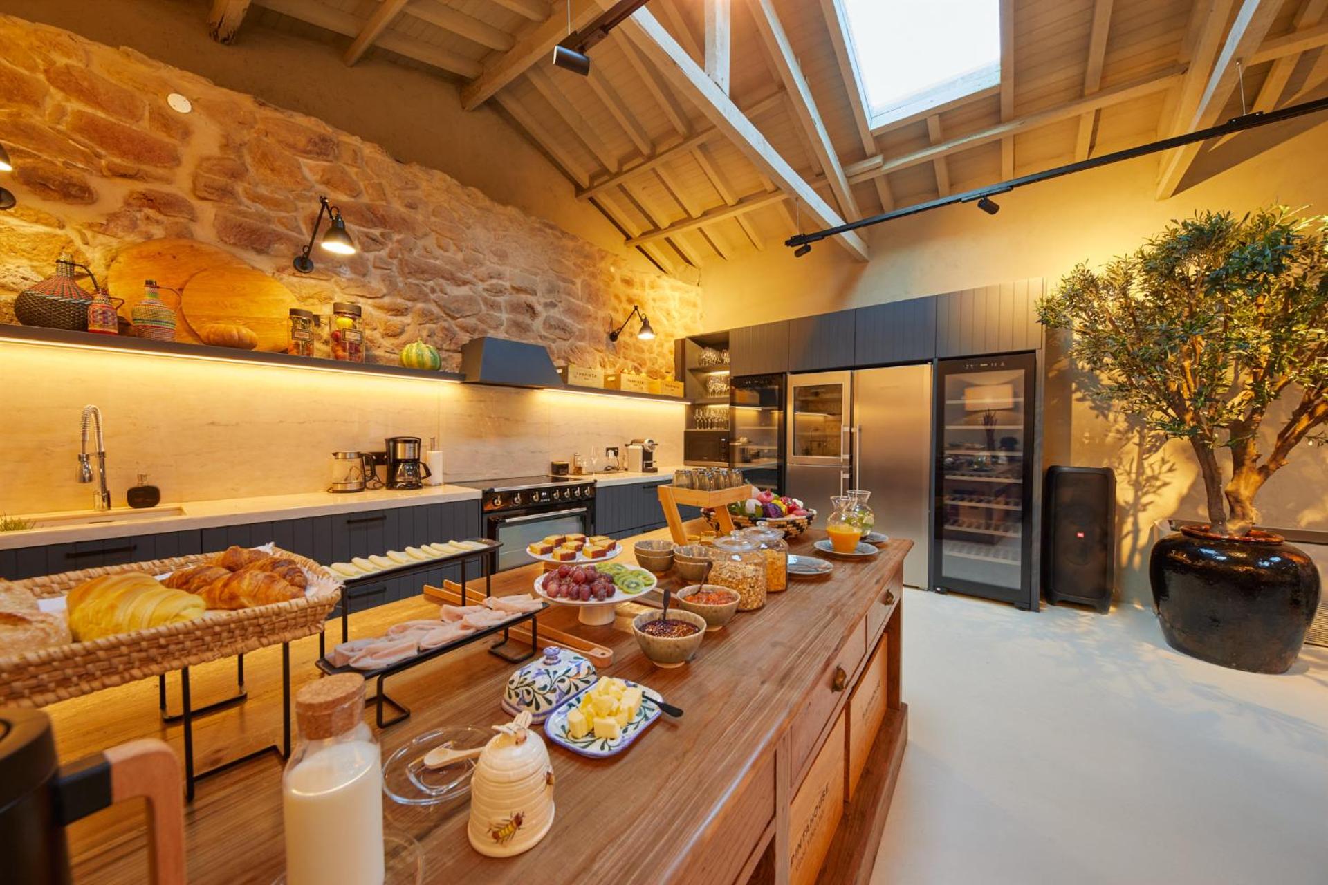 THE PINTA Boutique - Photo 98