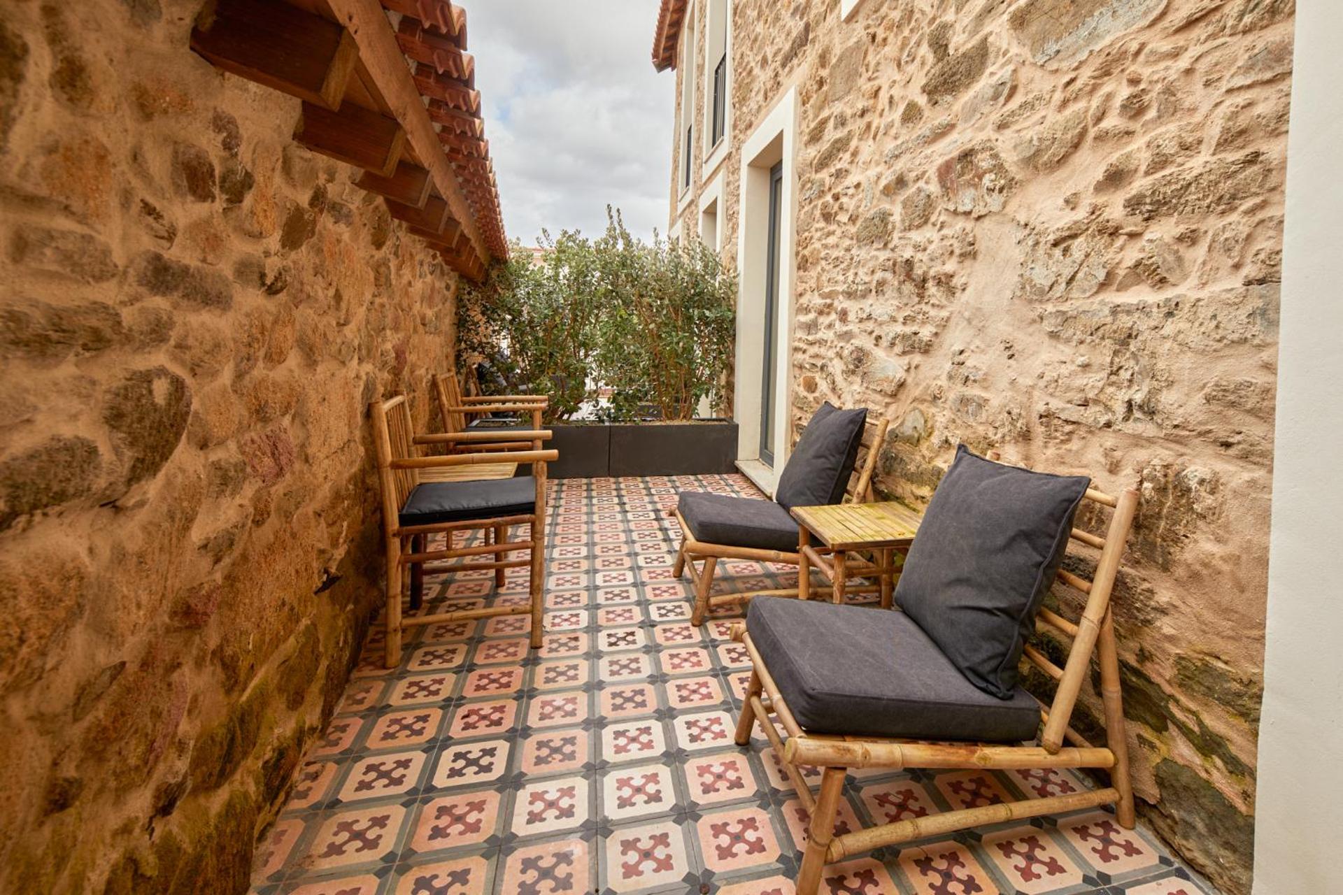 THE PINTA Boutique - Photo 23