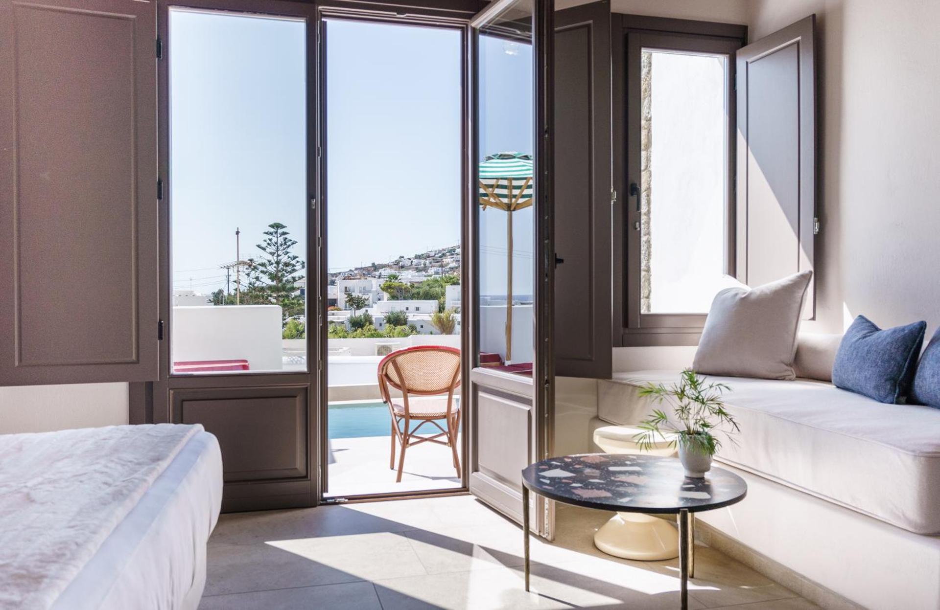 Superior Suite with Sharing Pool