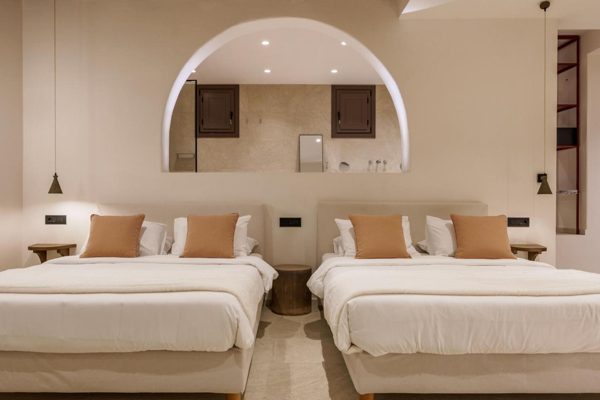 Pelican Bay Hotel - Photo 50