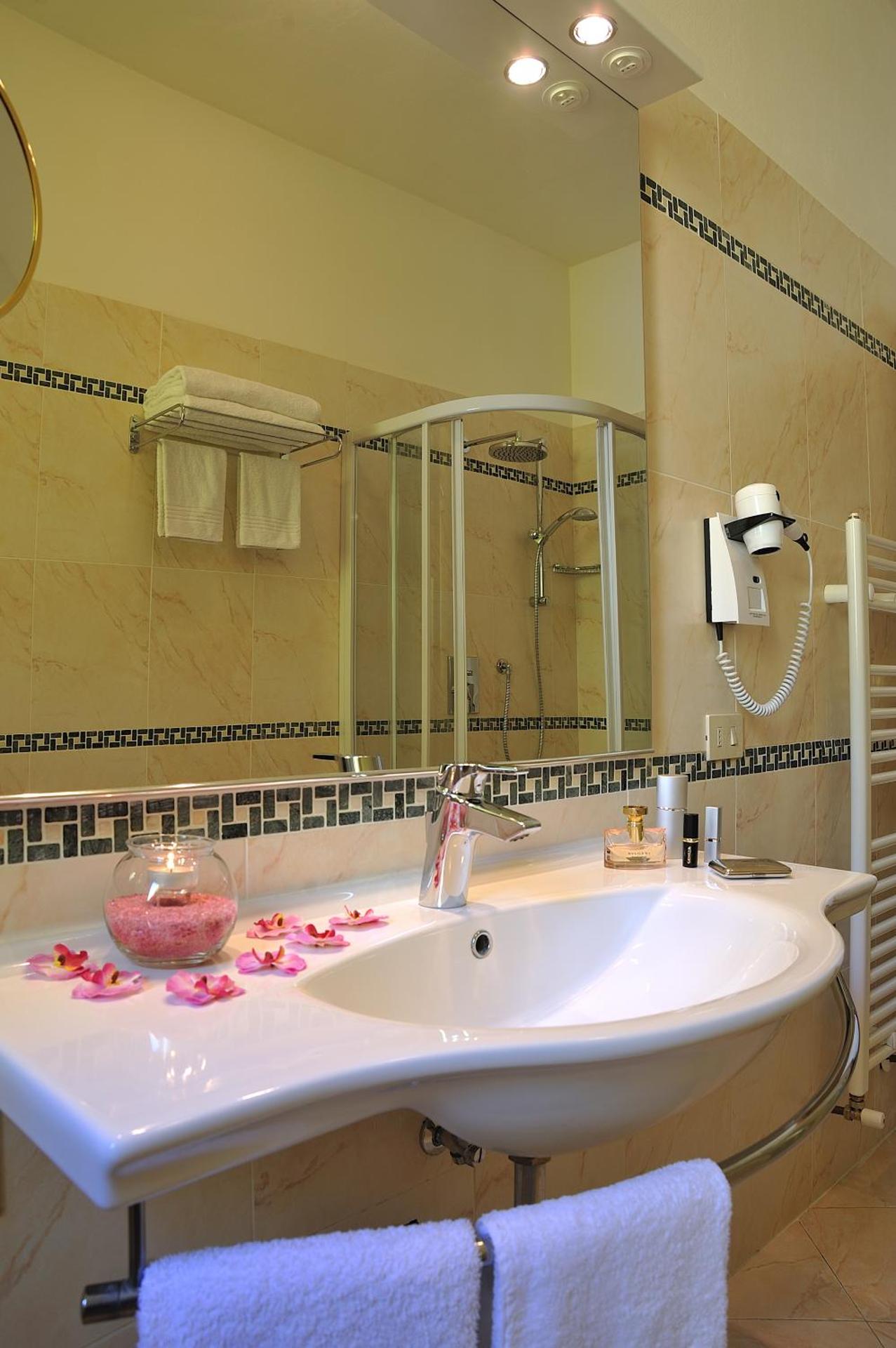 Hotel Olimpia - Photo 45