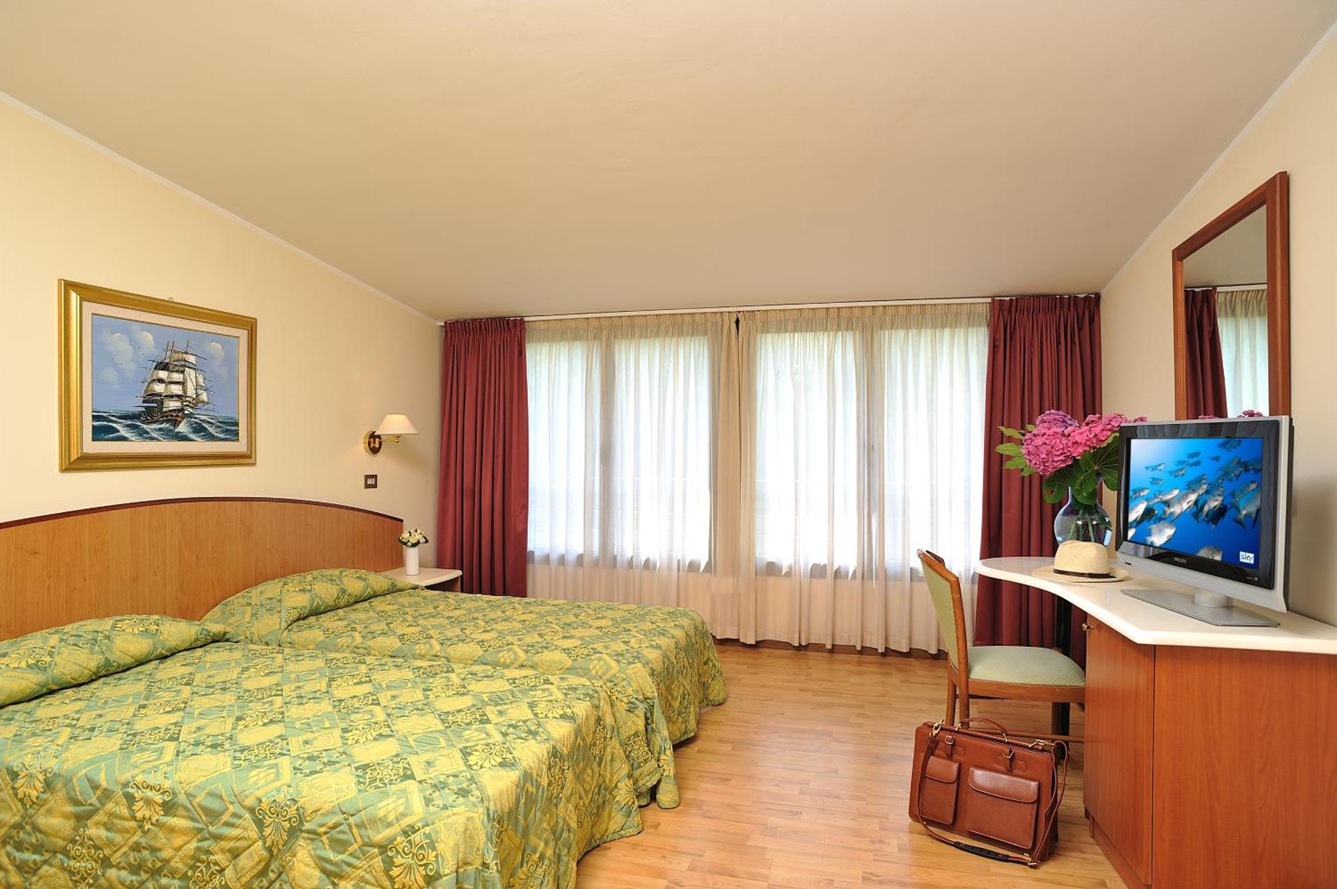 Hotel Olimpia - Photo 41