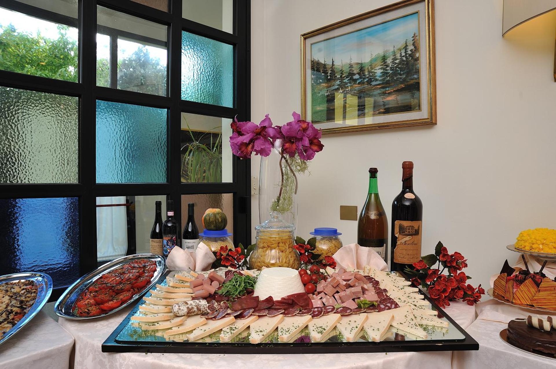 Hotel Olimpia - Photo 27