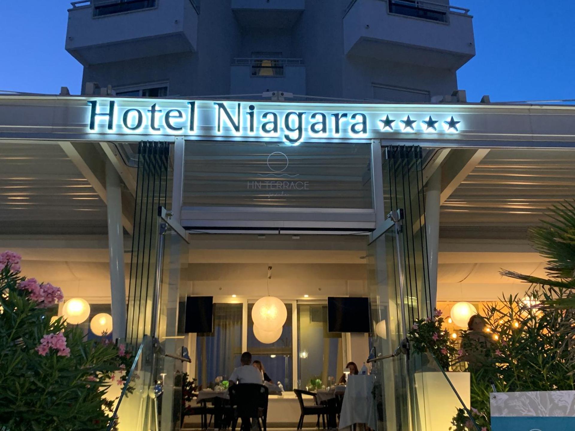 Hotel Niagara - Photo 19