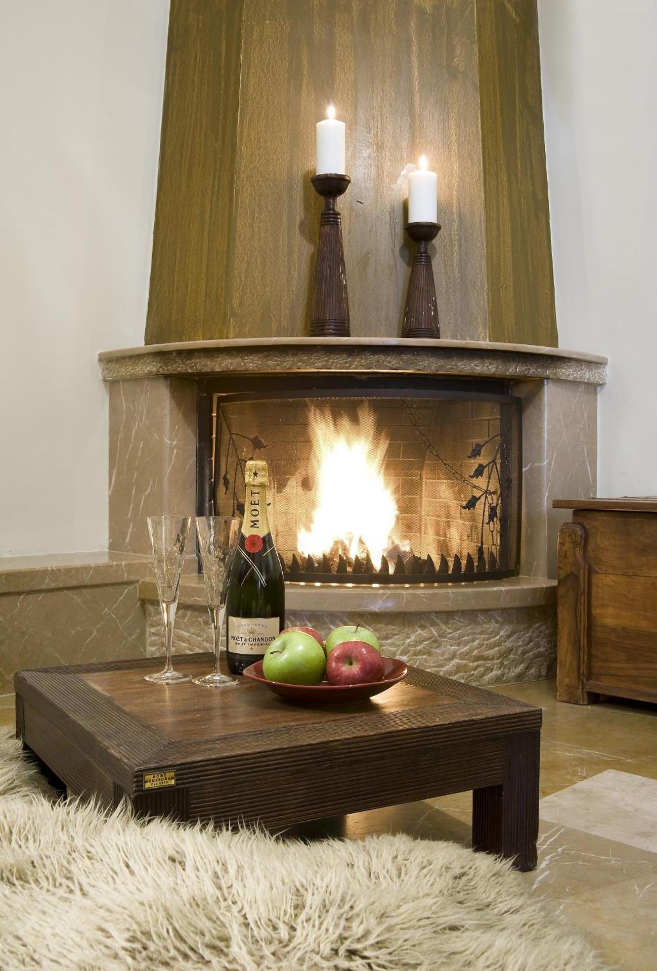 Xenonas Iresioni - Photo 43