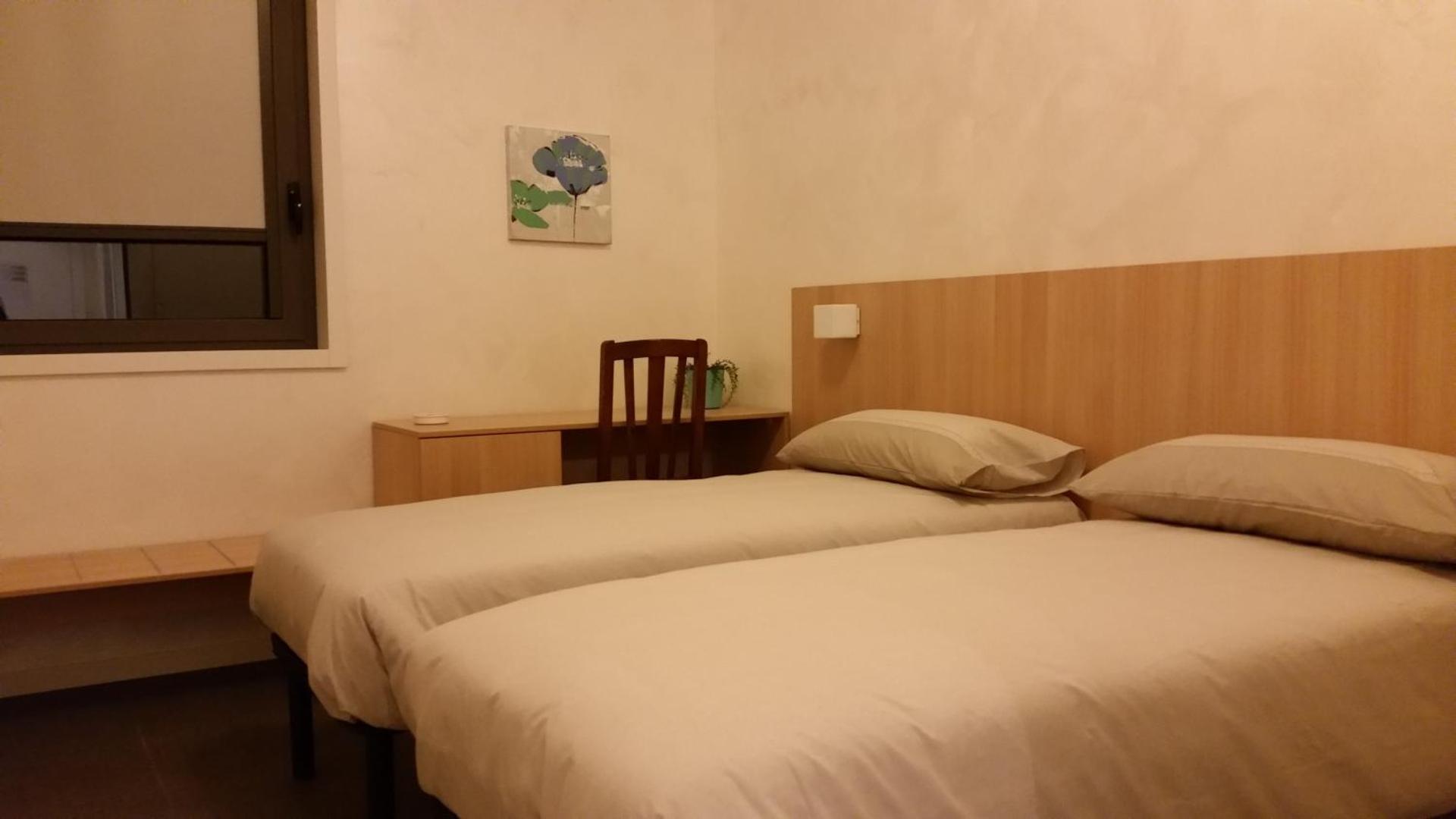 Twin Room with Bathroom