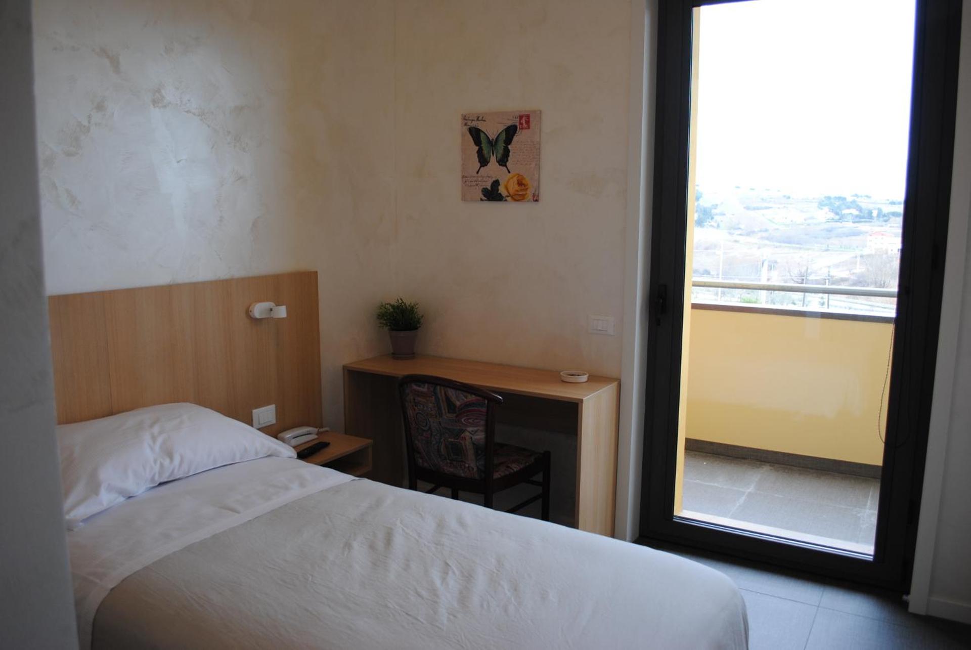 Hotel La Tavernetta - Photo 73