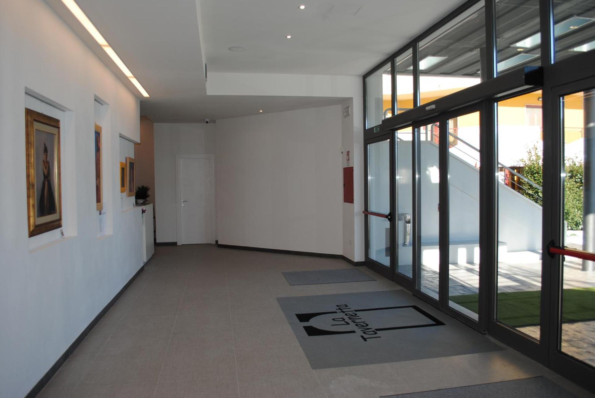 Hotel La Tavernetta - Photo 3