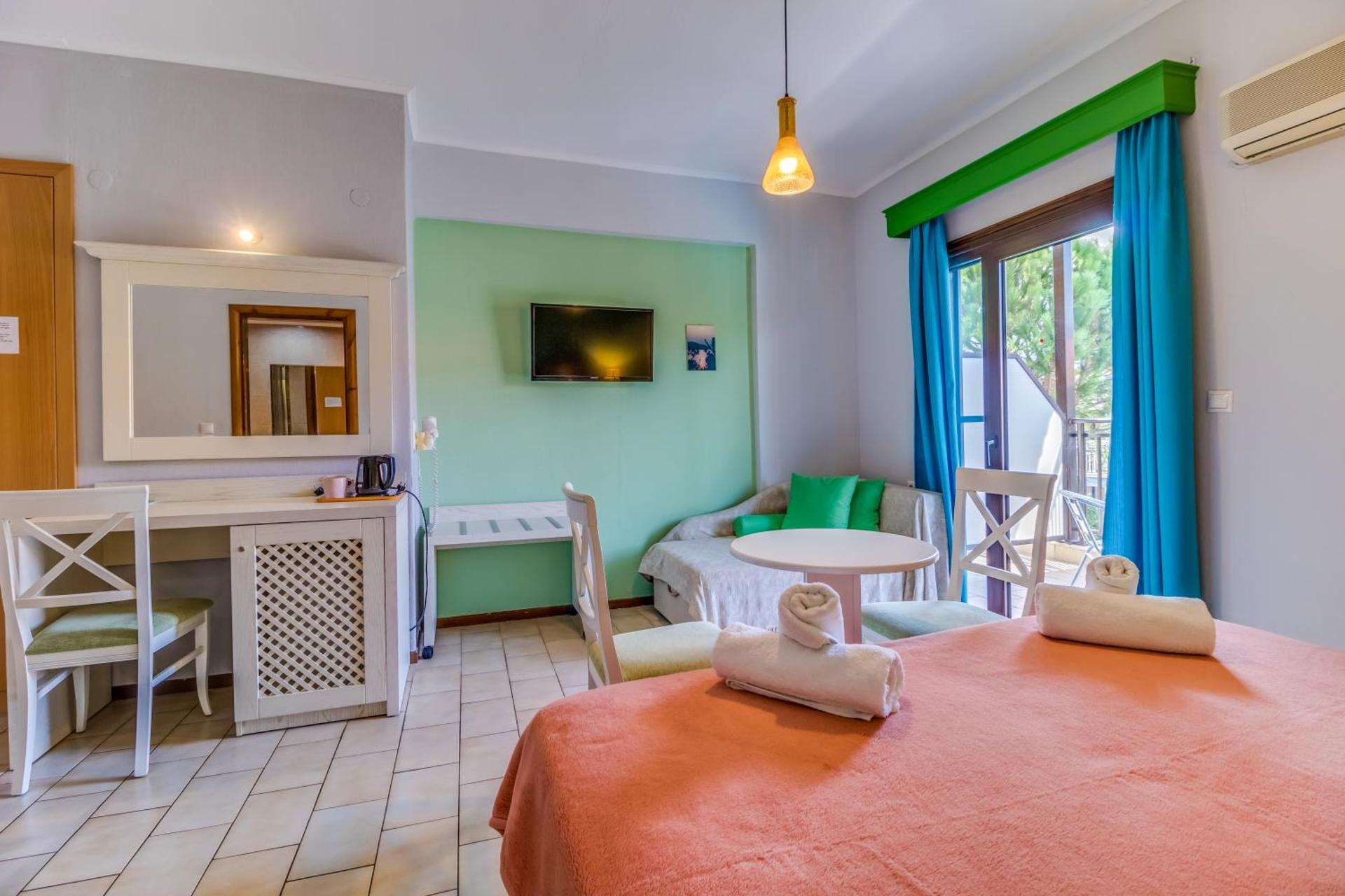 Hotel Pegasus-Adult Friendly - Photo 12