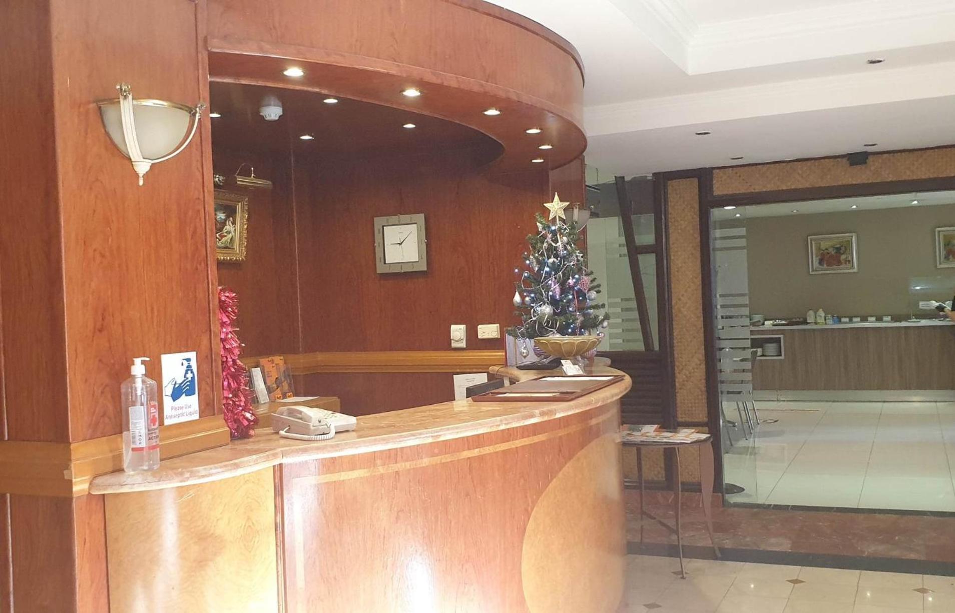 Castelli Hotel Nicosia - Photo 82