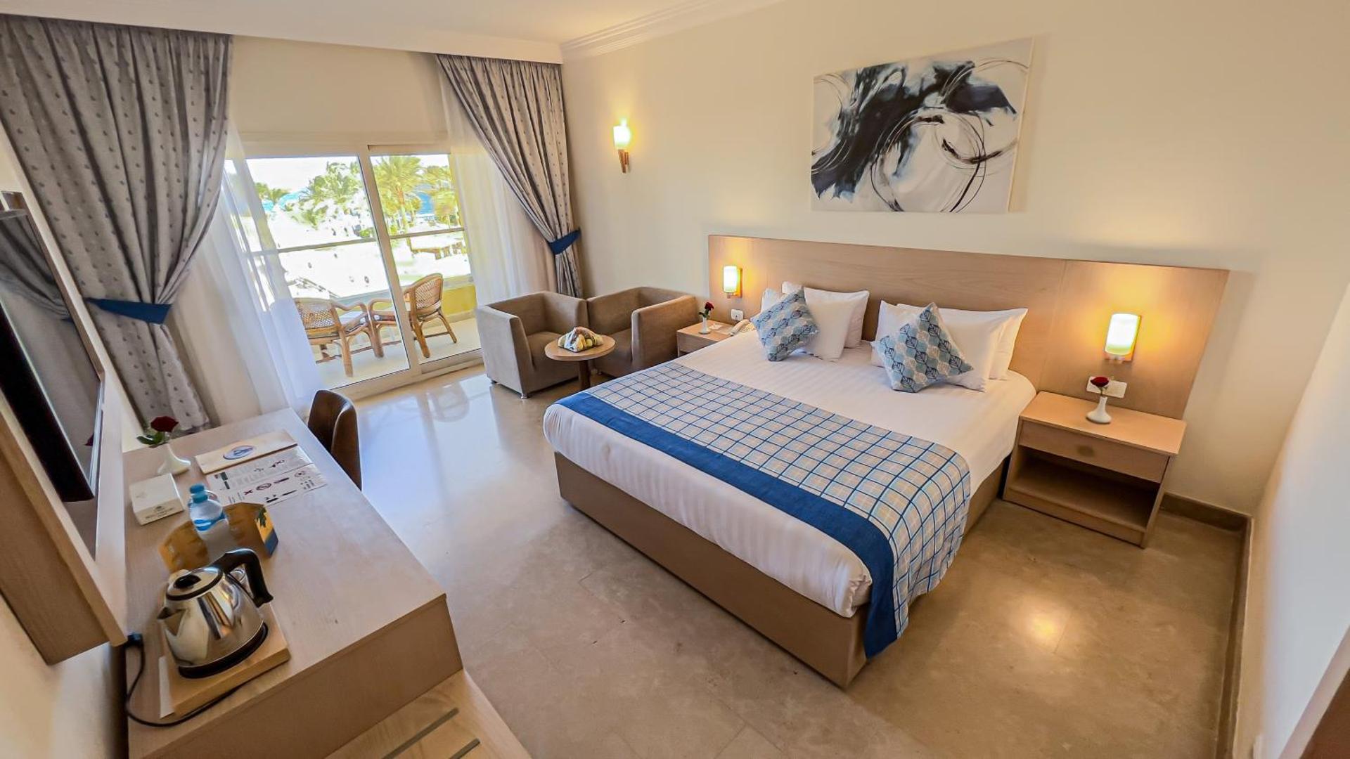 Palm Beach Resort Families and Couples only - Photo 31