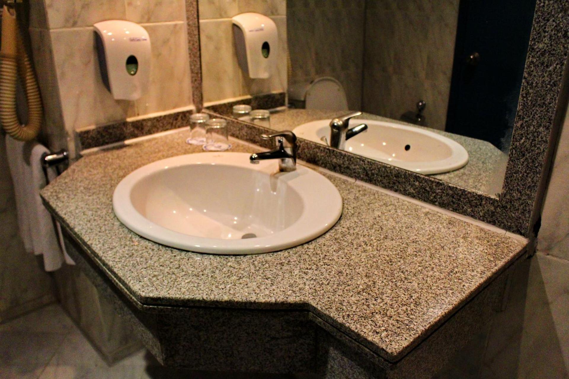 Palm Beach Resort Families and Couples only - Photo 10