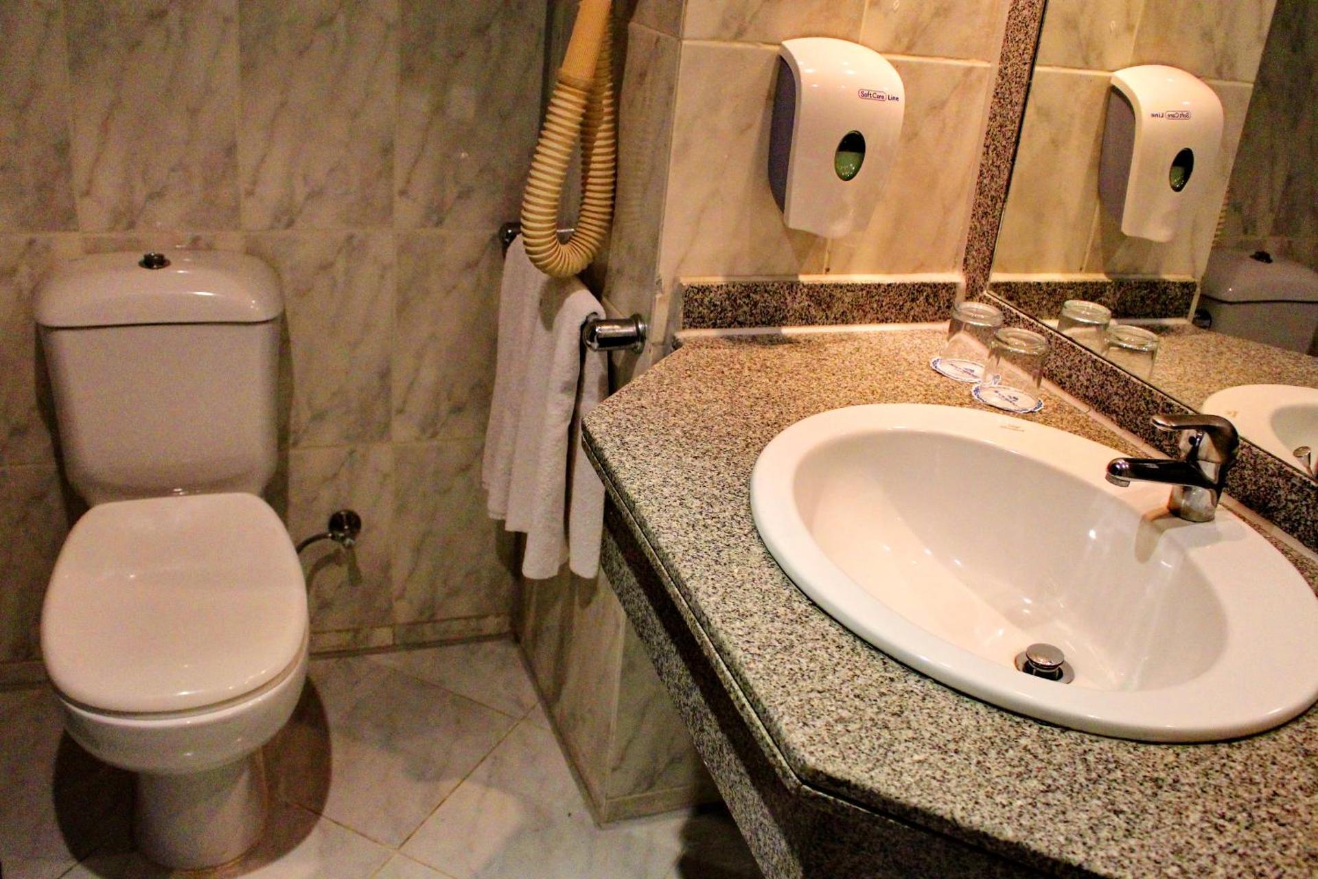 Palm Beach Resort Families and Couples only - Photo 30