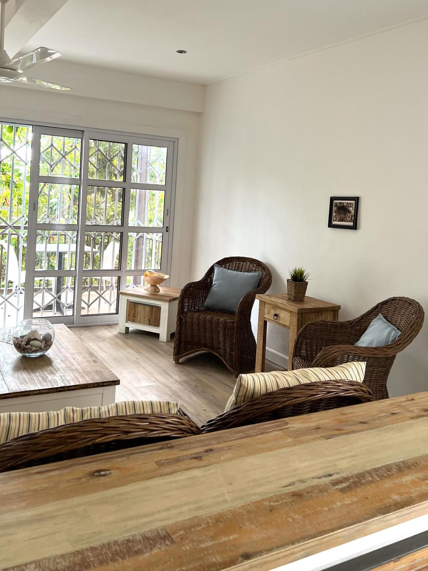 The Runway Lodge - Photo 9