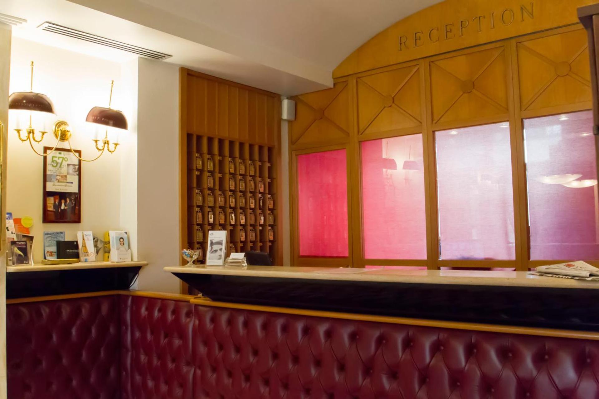 Hotel Continental - Photo 101