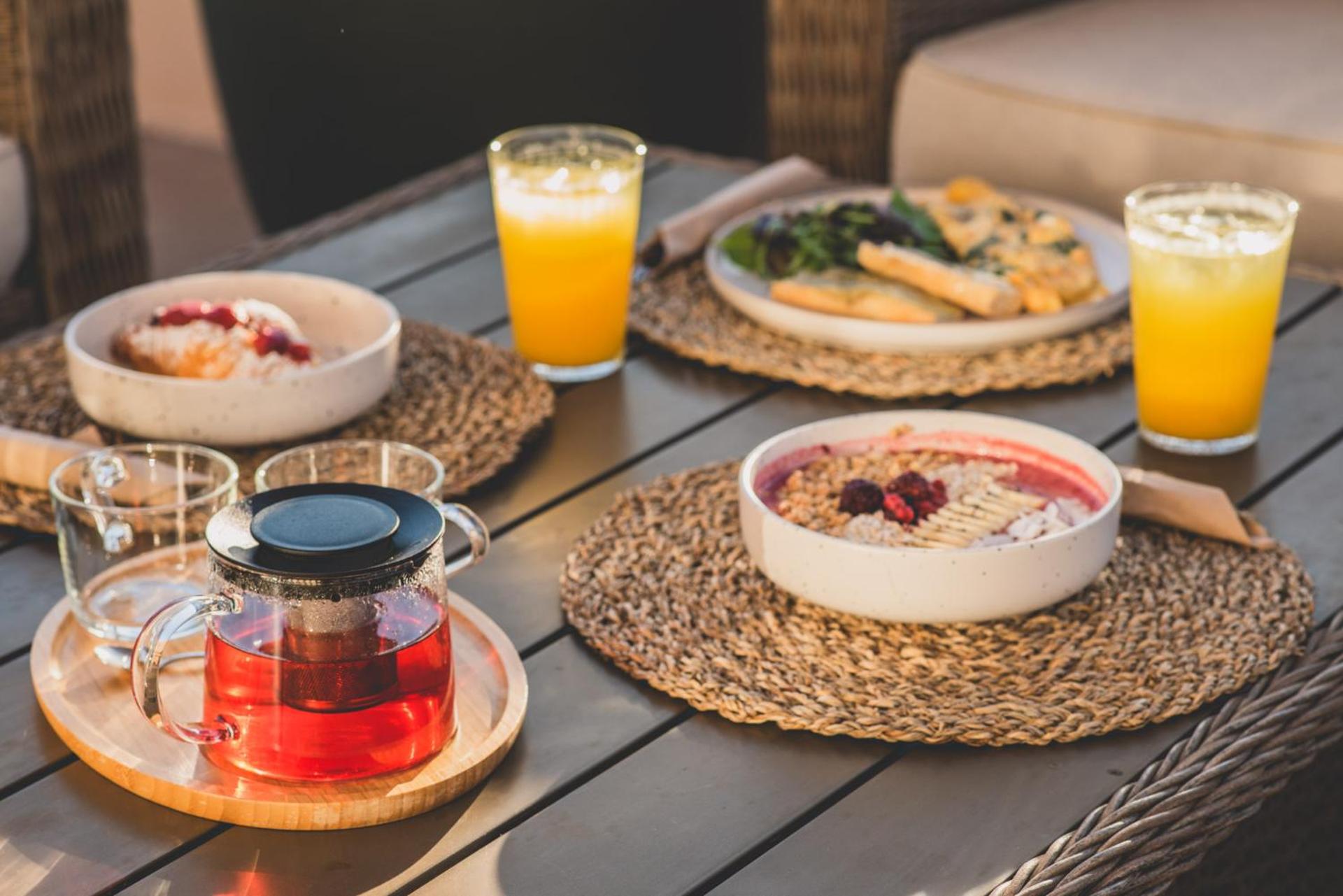 Luxury Apartment with Acropolis view Terrace and Jacuzzi in the Heart of Athens - Living Stone Azurite - Photo 6