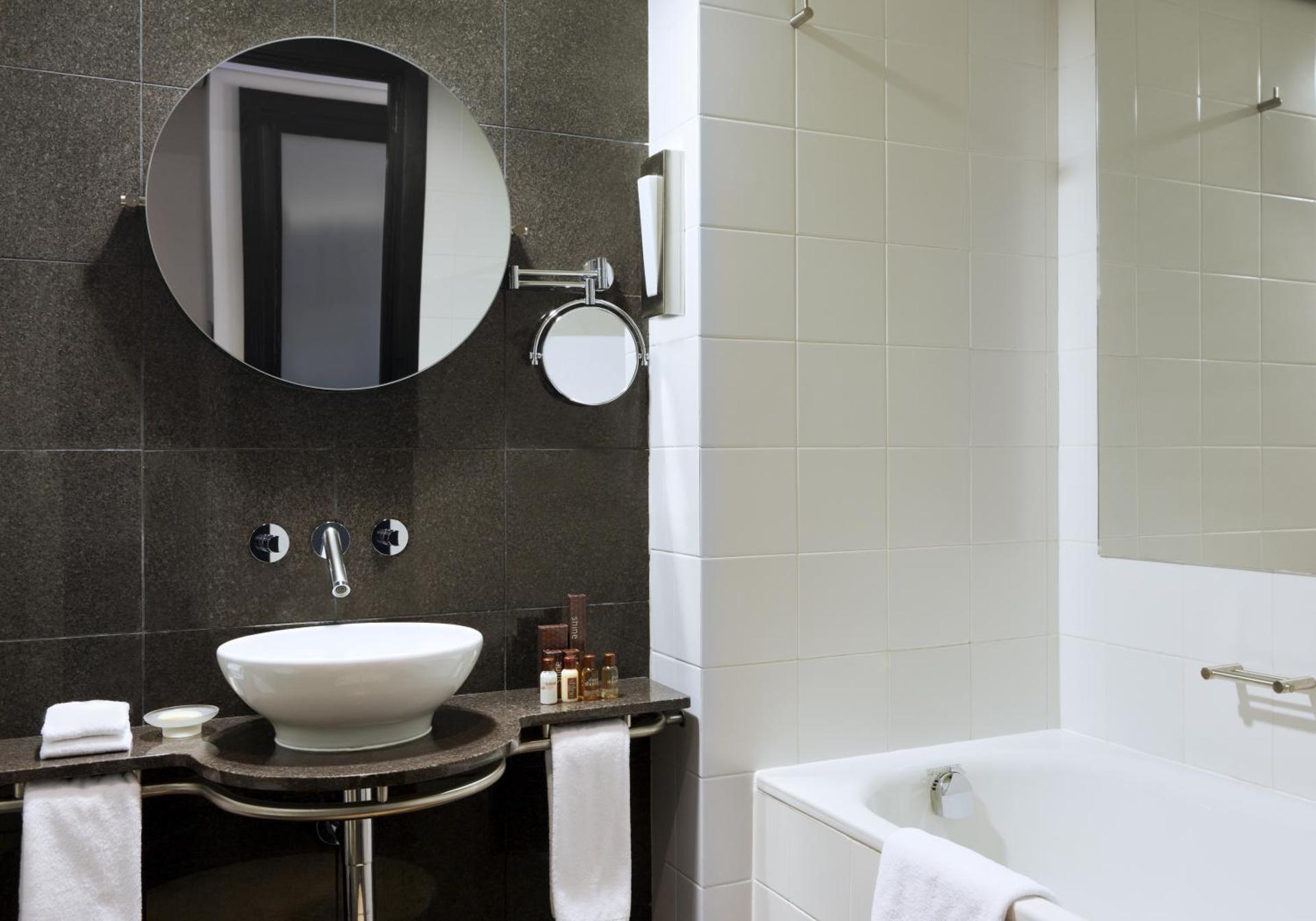 Mak Albania Hotel - Photo 33