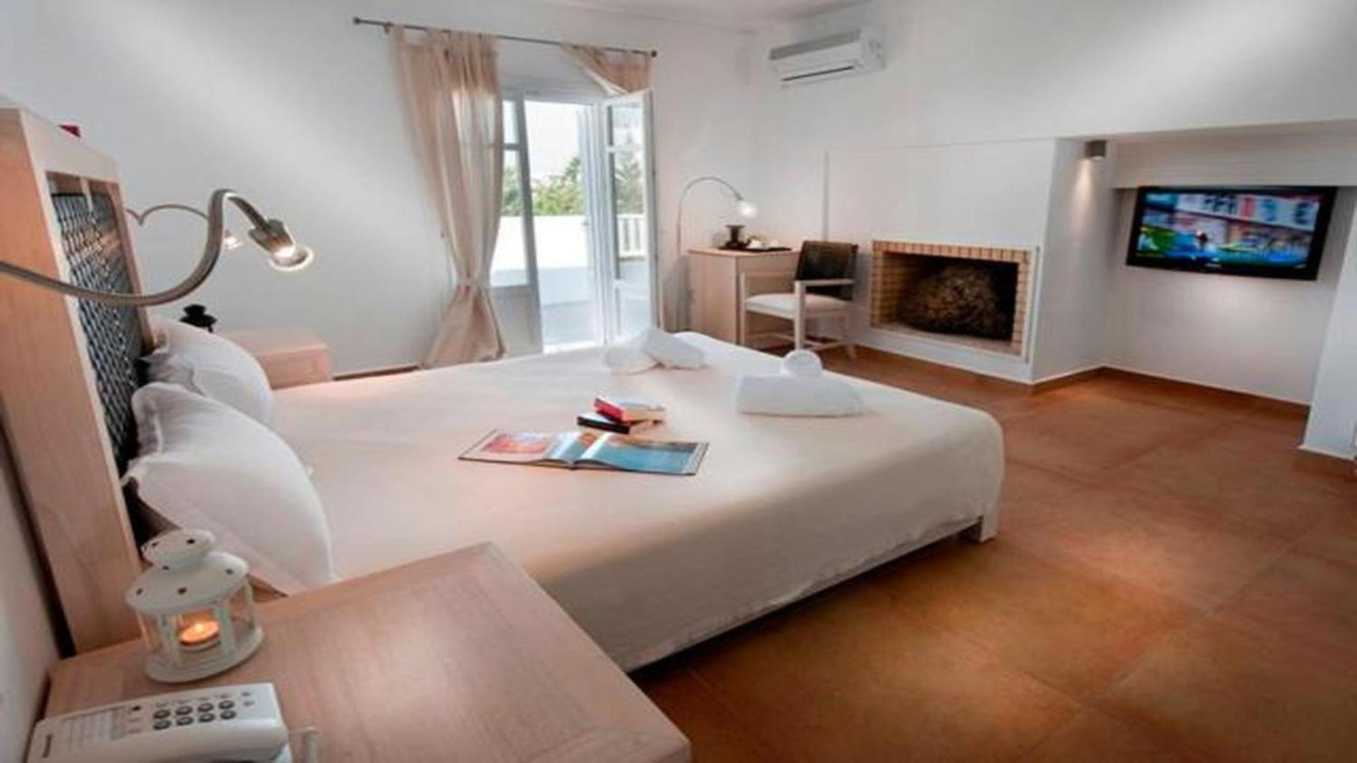 Hotel Nefeli - Photo 79