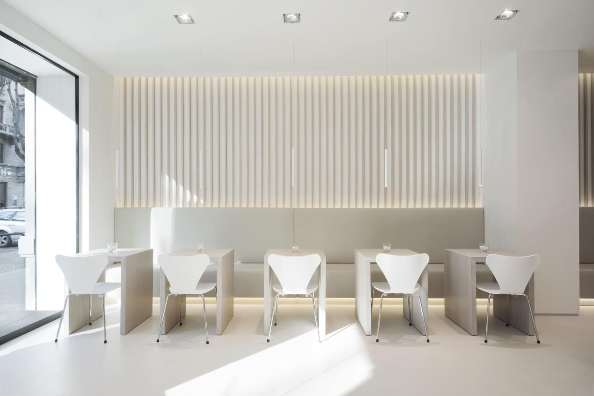 Hotel Aurora - Photo 10