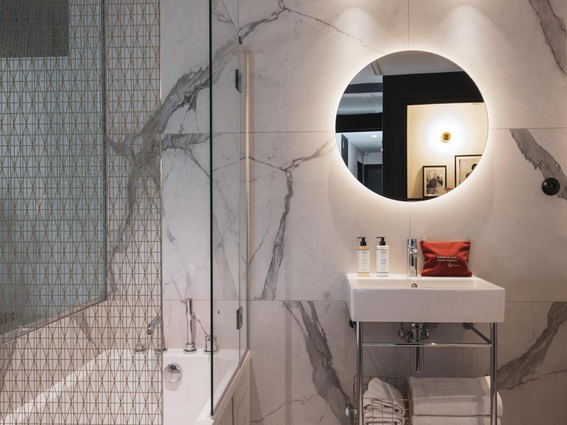 Seven Hotel Paris - Photo 49