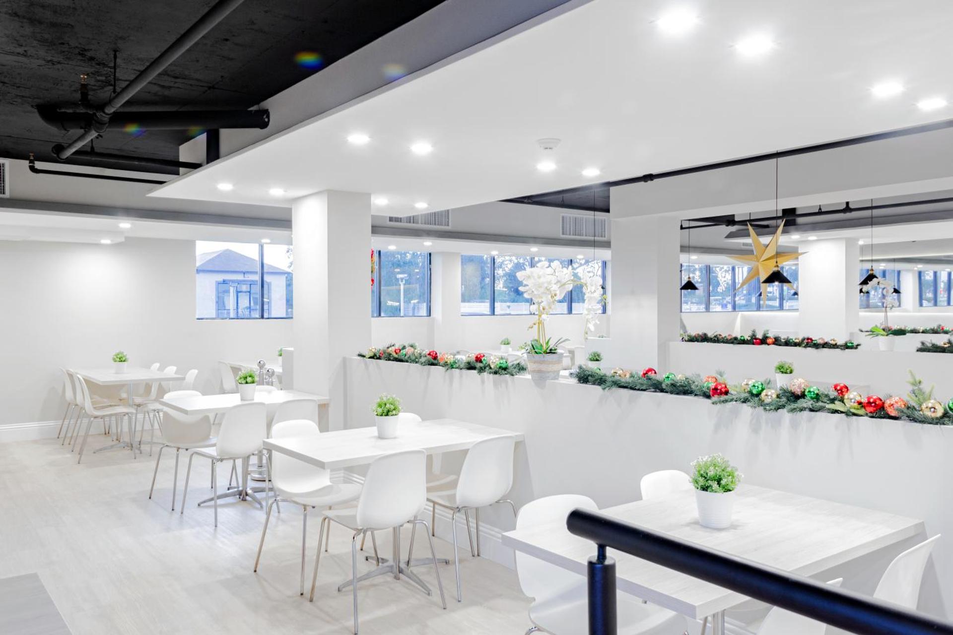 Palazzo Lakeside Hotel - Photo 76