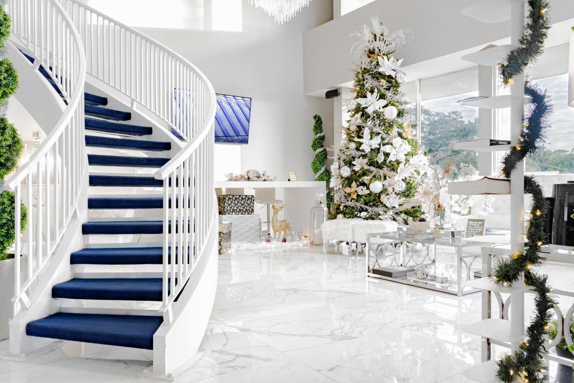 Palazzo Lakeside Hotel - Photo 17