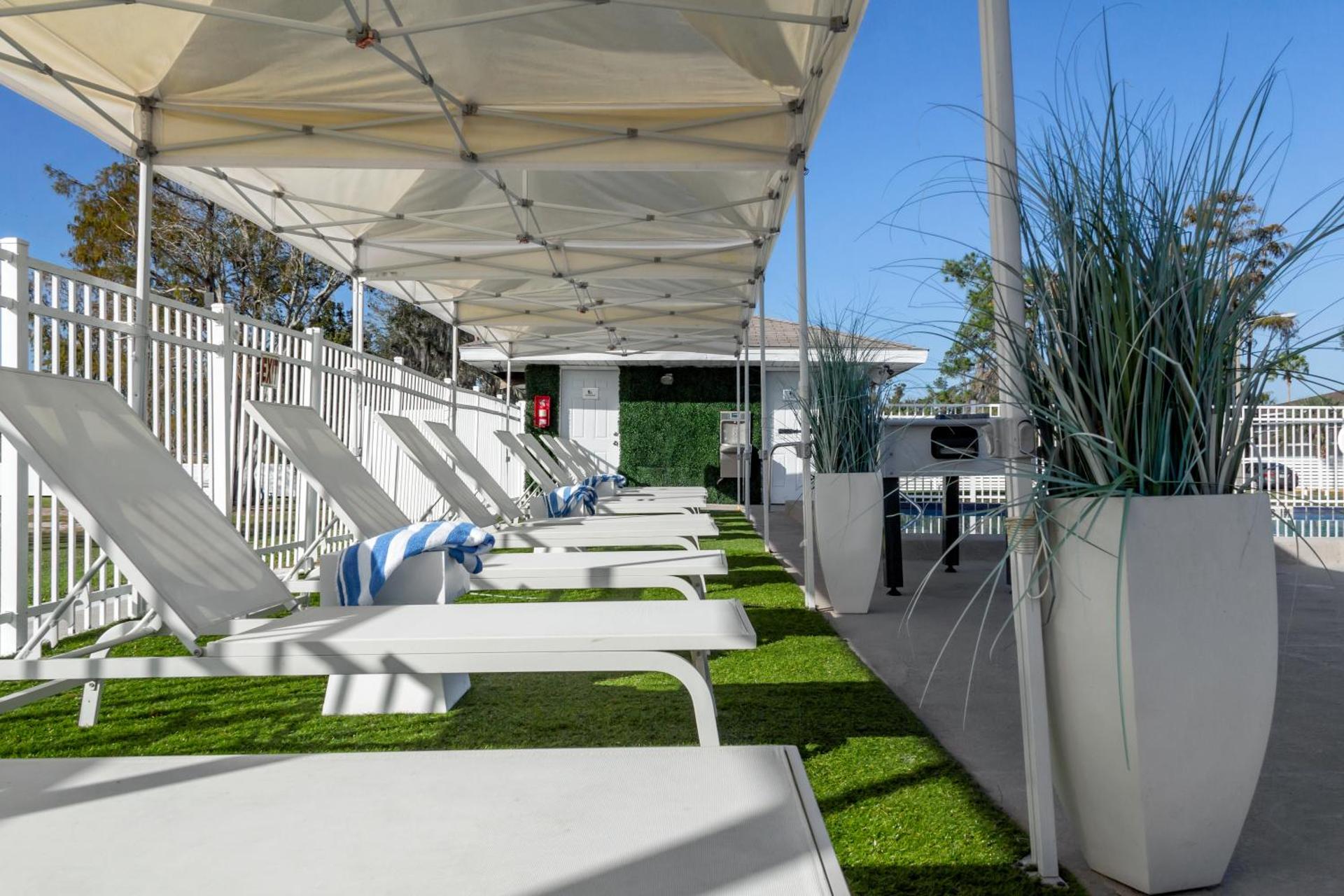 Palazzo Lakeside Hotel - Photo 6