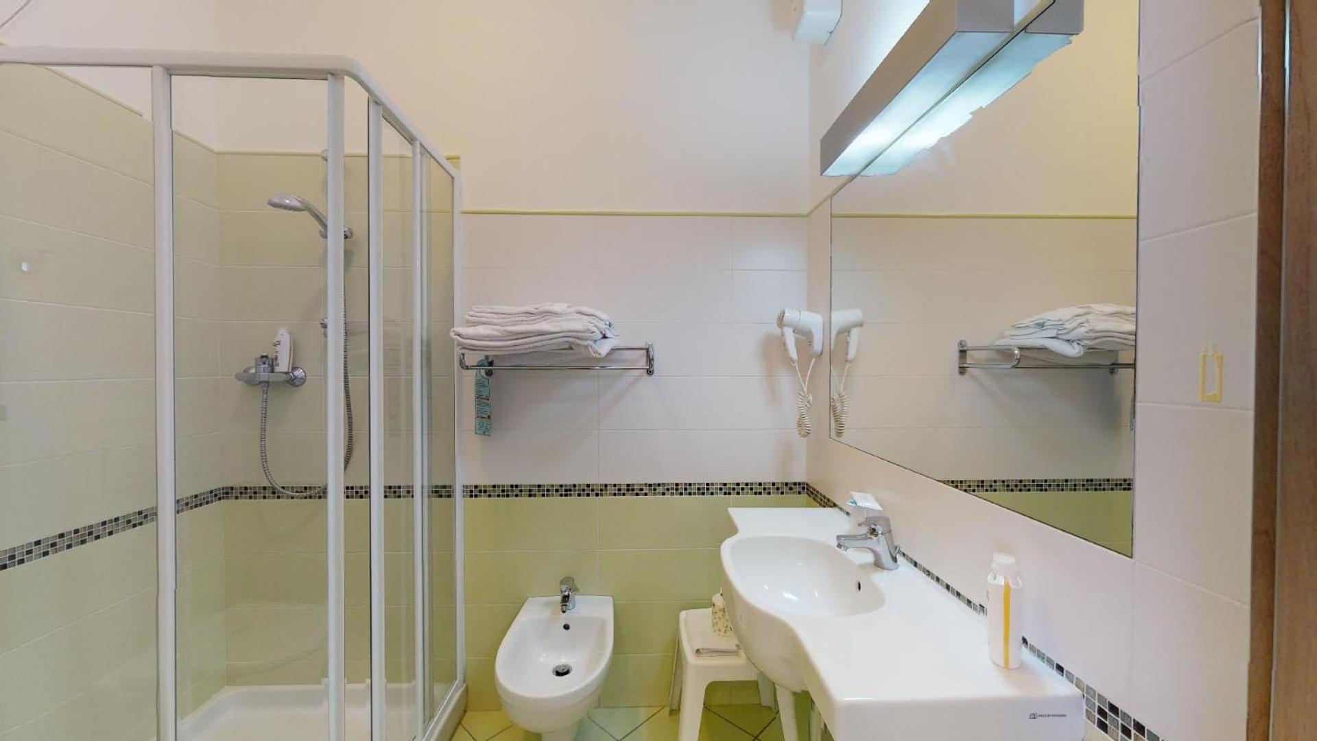 Miriam Hotel & Residence - Photo 4