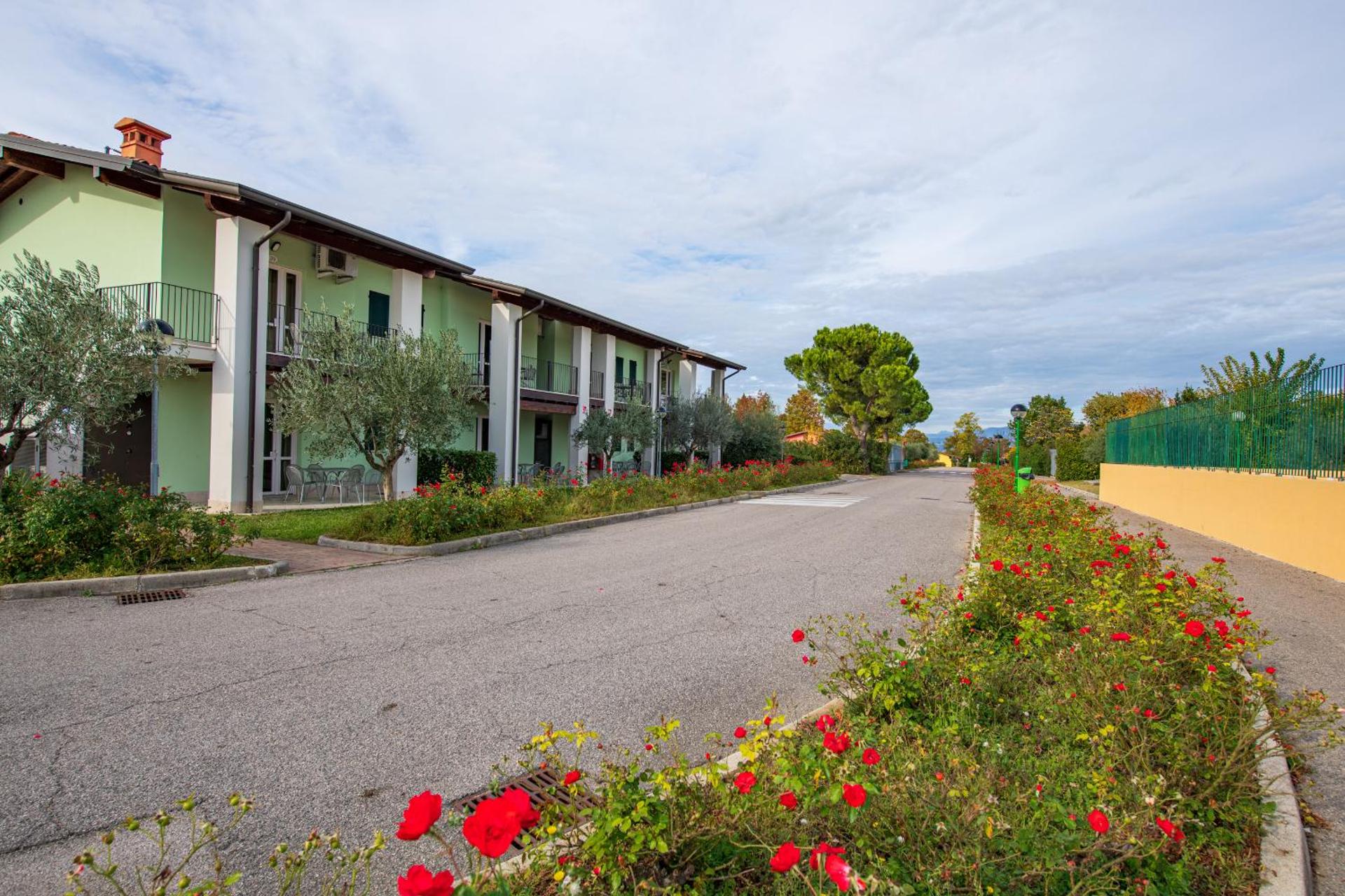 The Garda Village - Photo 25