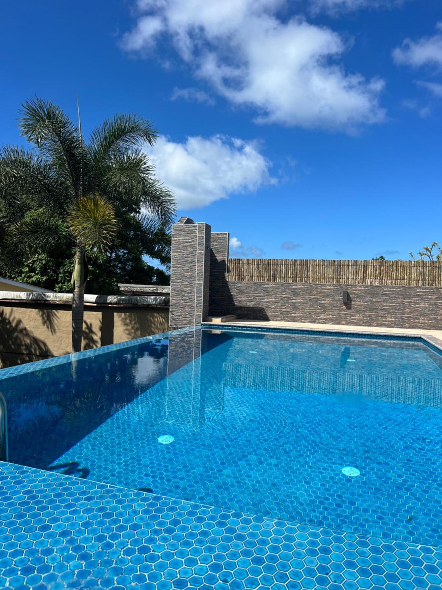 The Runway Lodge - Photo 8