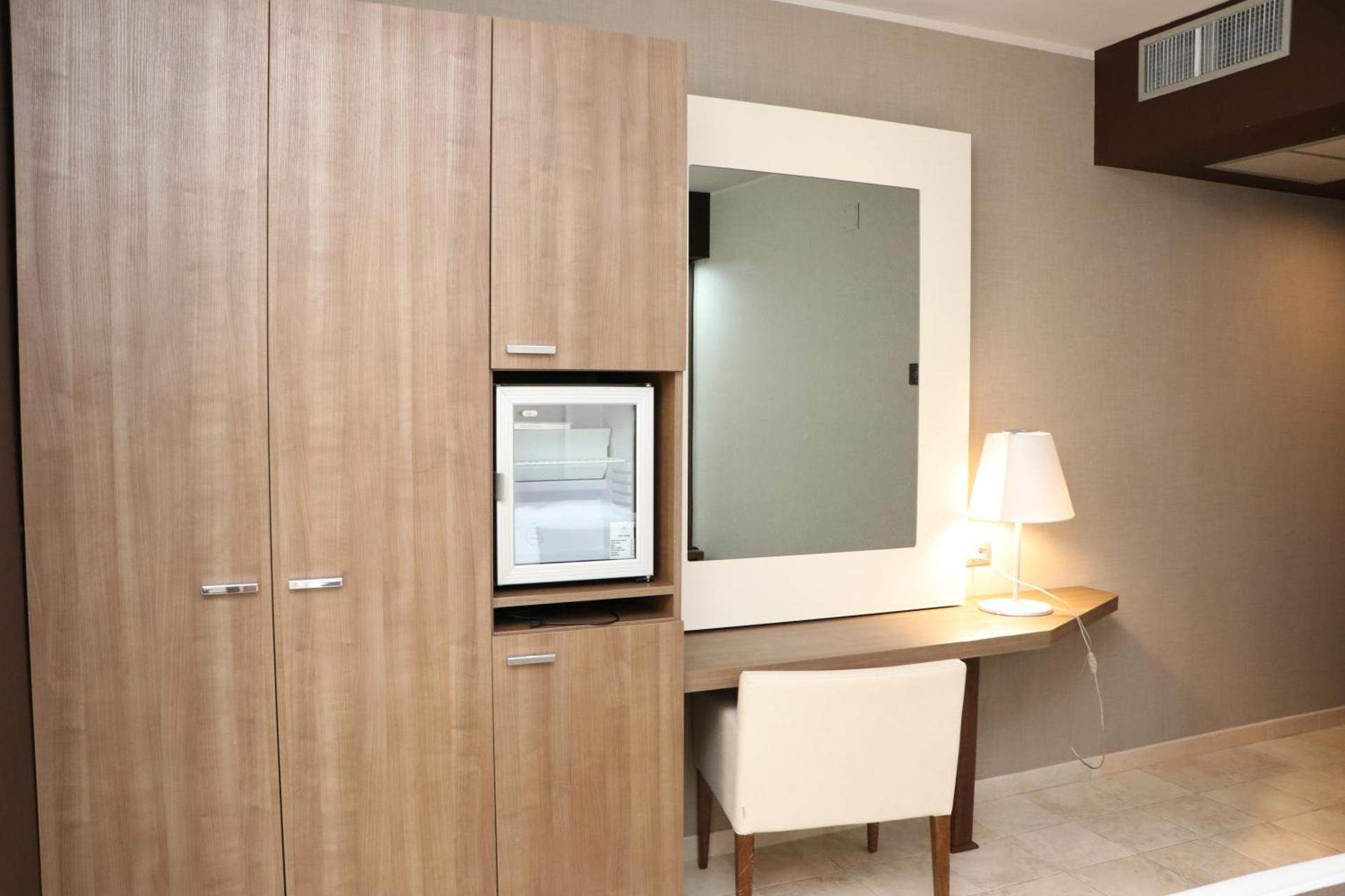 Hotel Lafayette - Photo 28