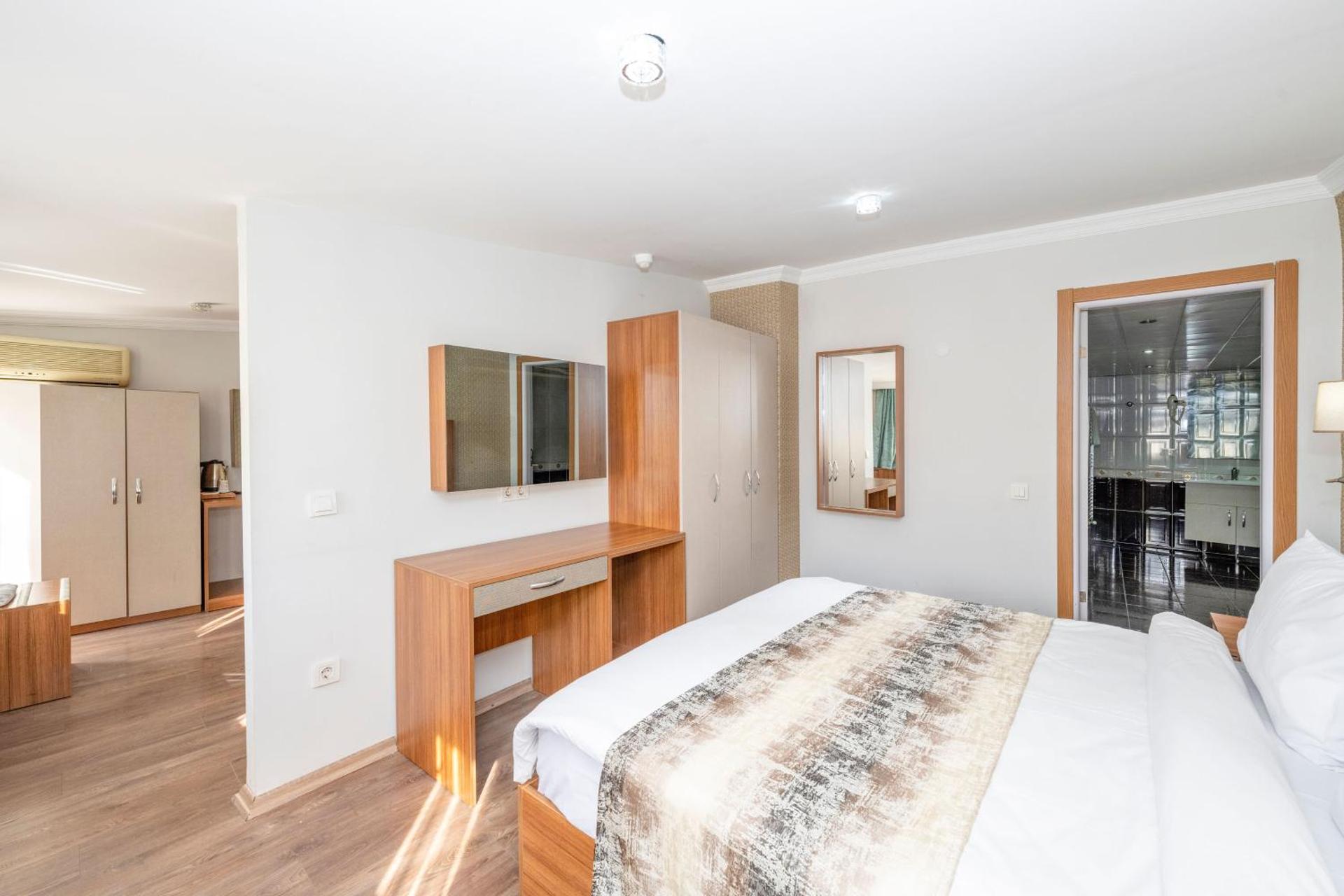 Hotel Devman - Photo 62