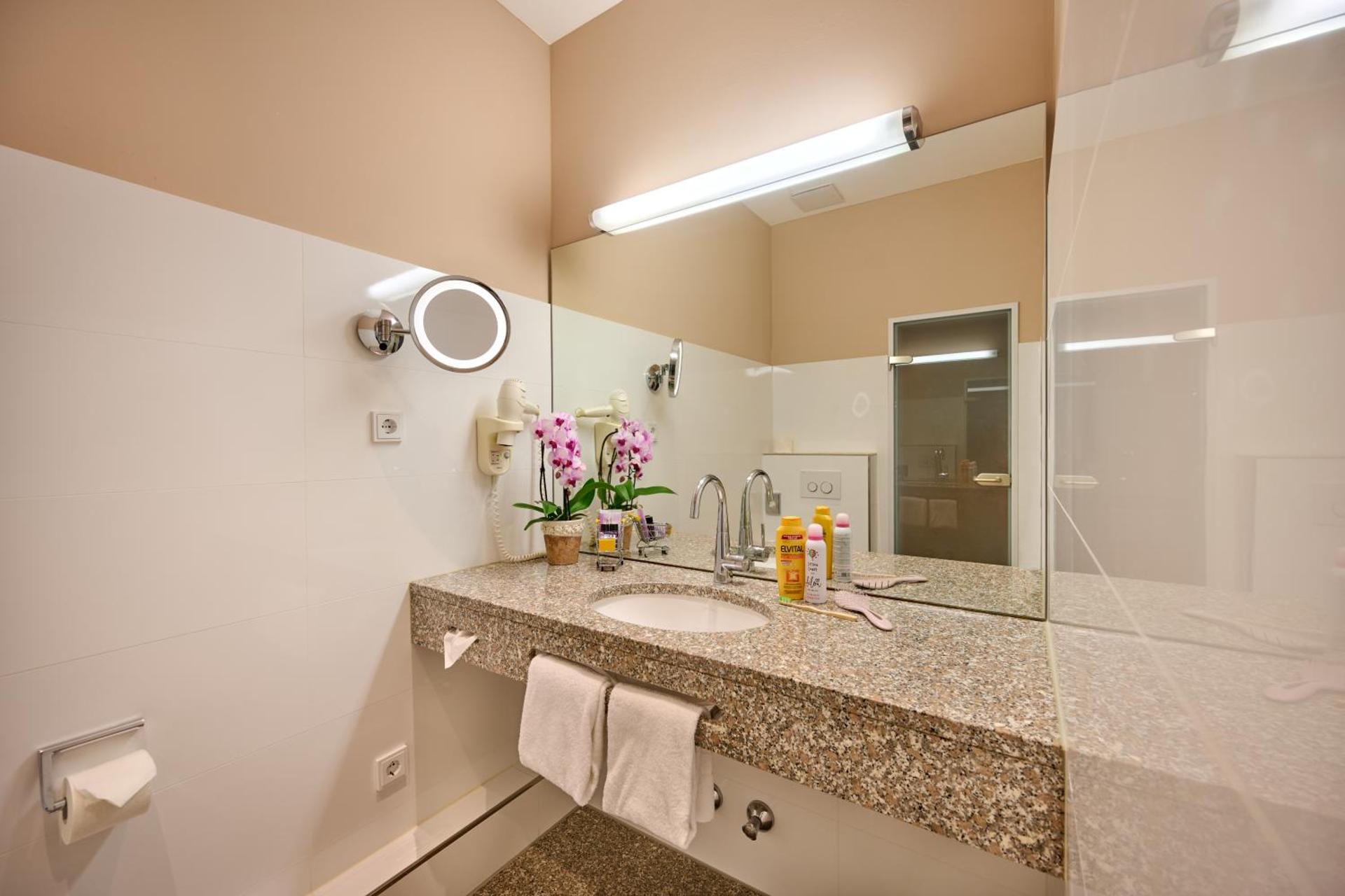 Hotel Lechnerhof Unterföhring - Photo 40