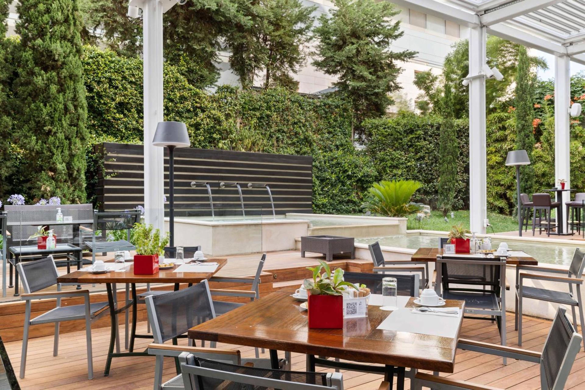 Athens Marriott Hotel - Photo 9