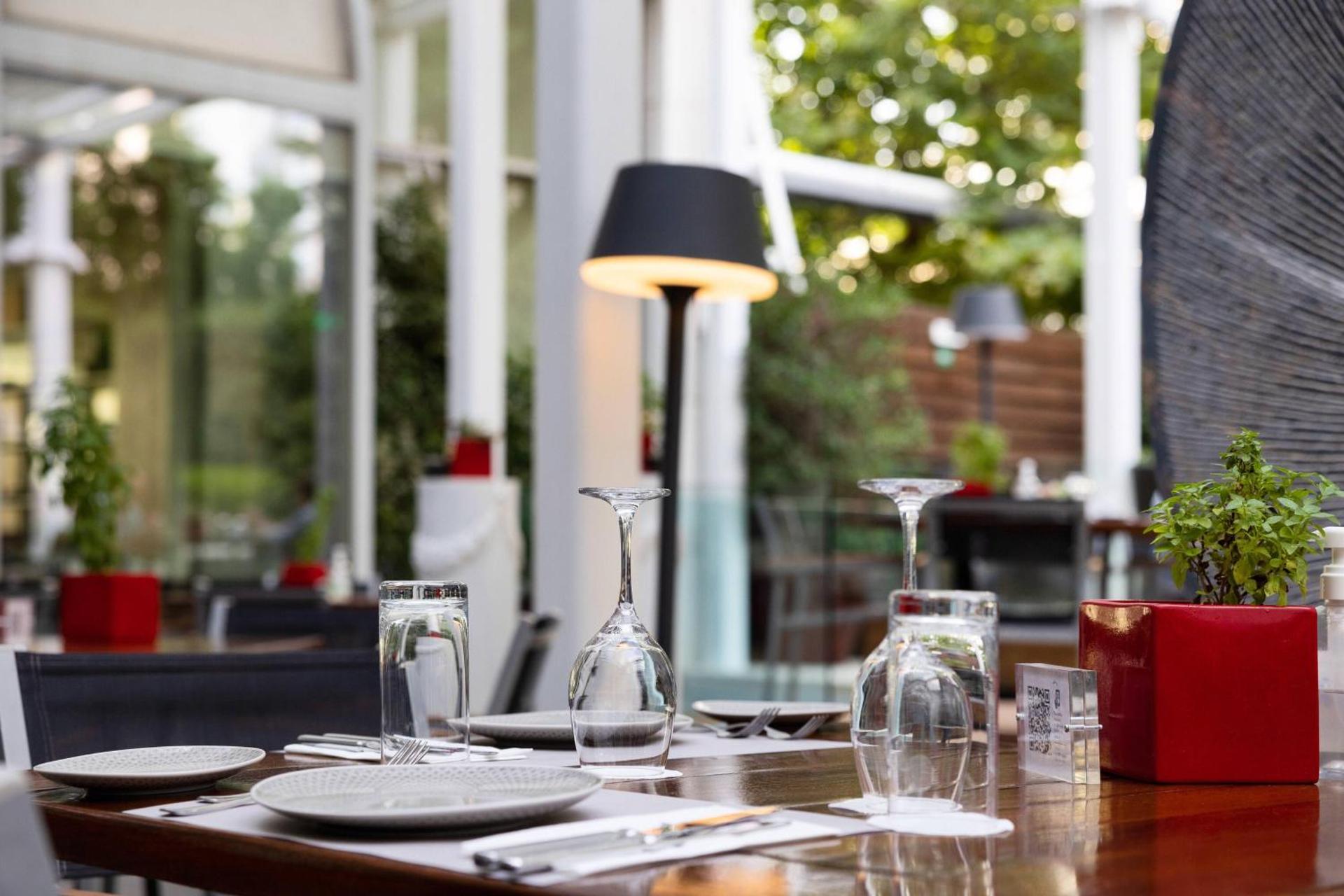 Athens Marriott Hotel - Photo 5