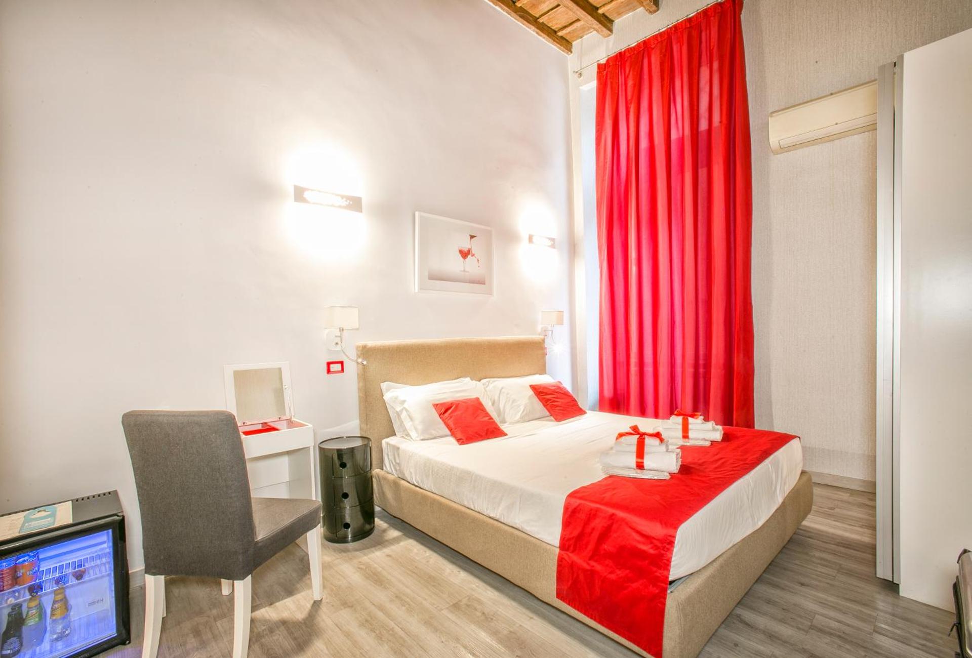 History Suite - Photo 14