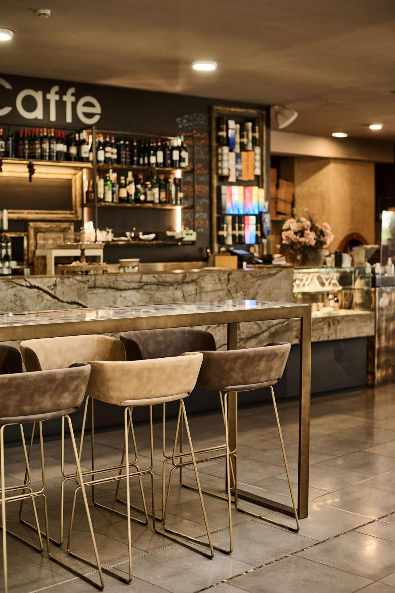 Hotel Da Vinci - Photo 39