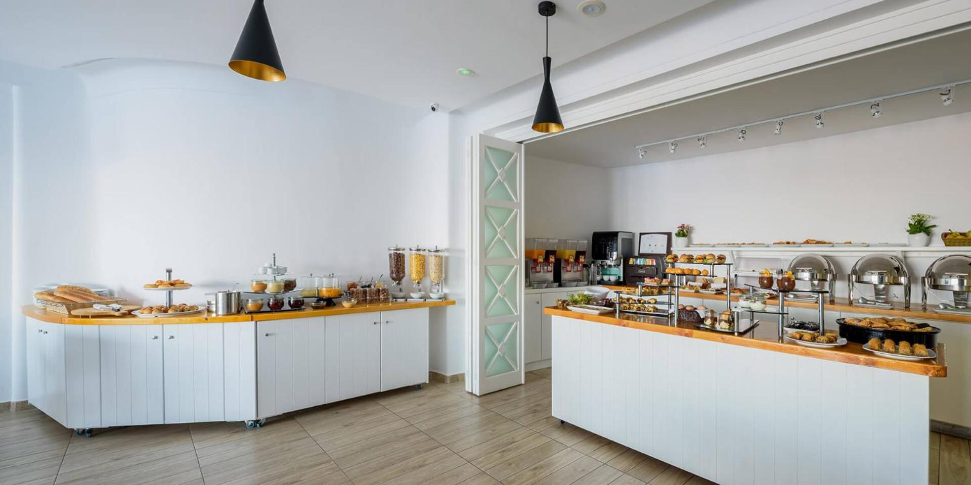Pegasus Suites & Spa - Photo 145