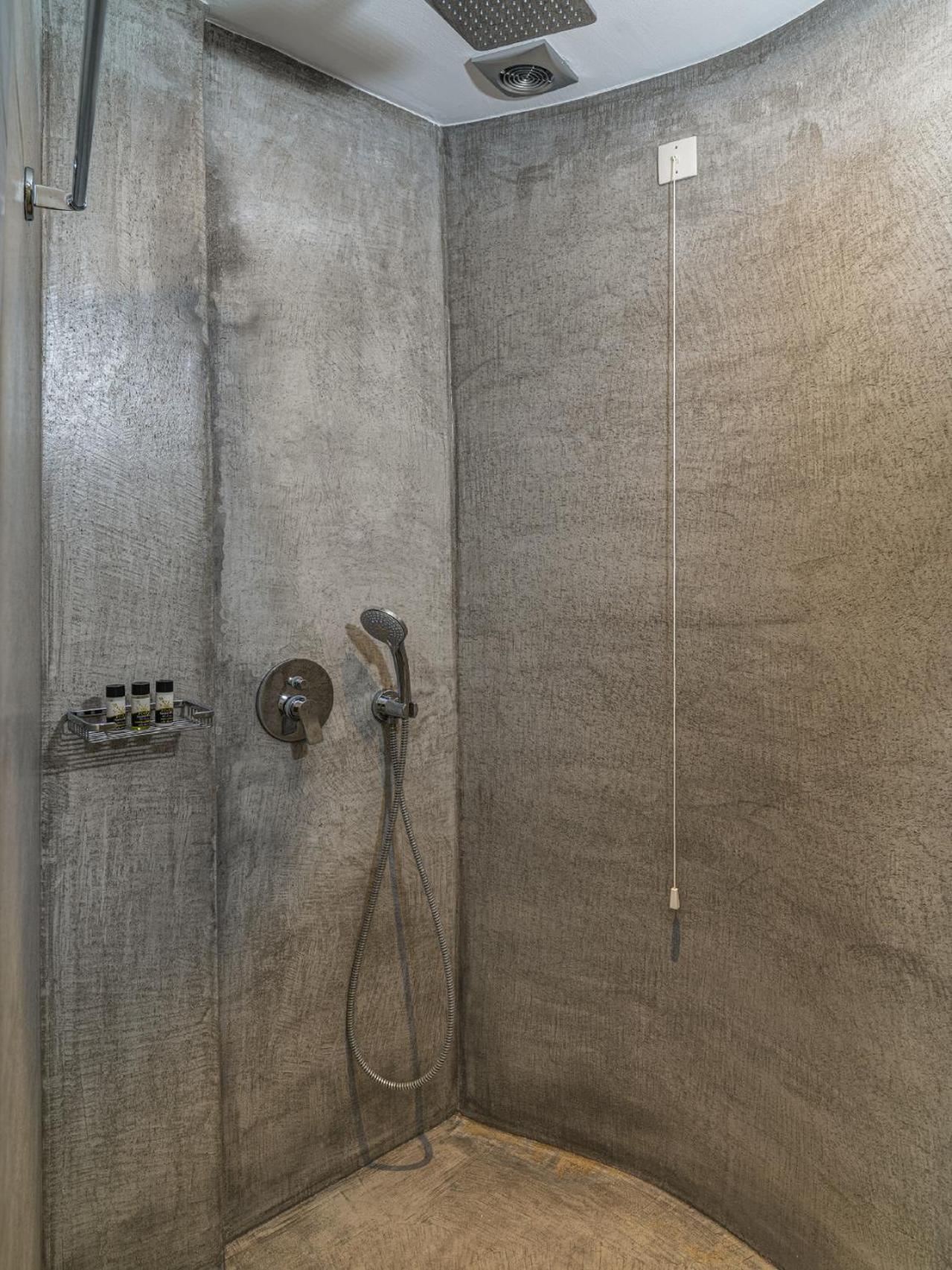 Aloni Hotel & Suites - Photo 50