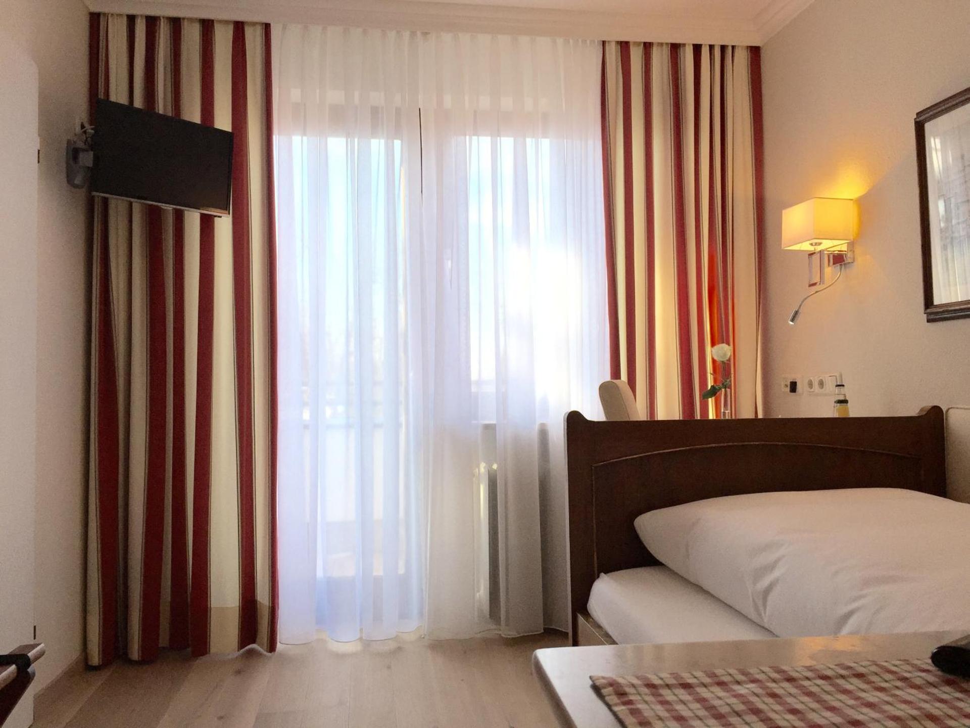 Hotel Sollner Hof - Photo 4