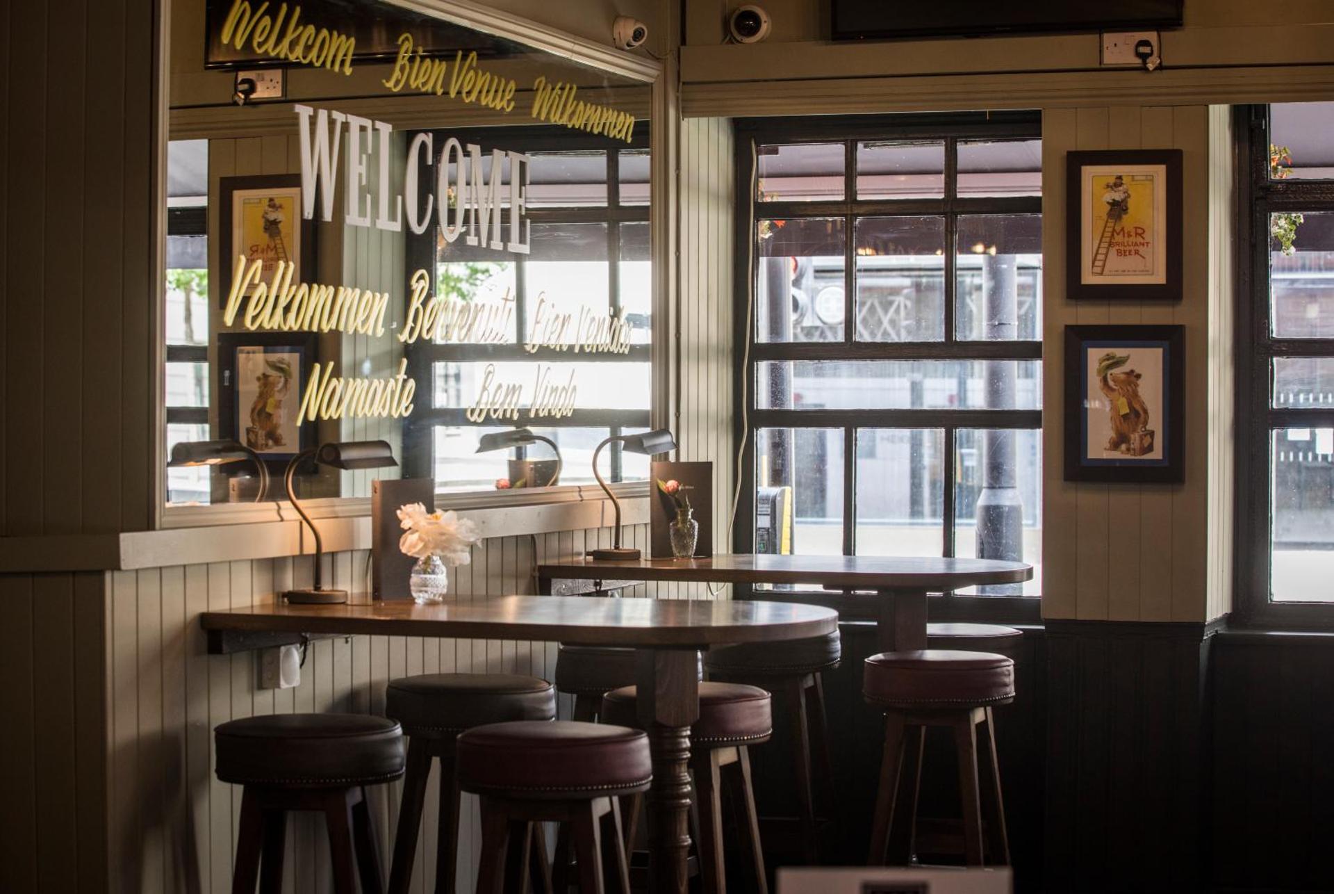 The Pride of Paddington - Photo 31