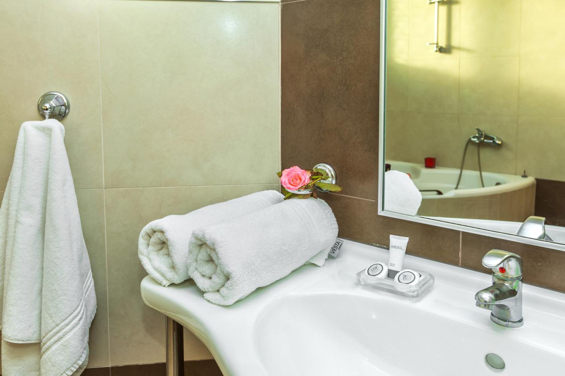 Egnatia Hotel - Photo 56