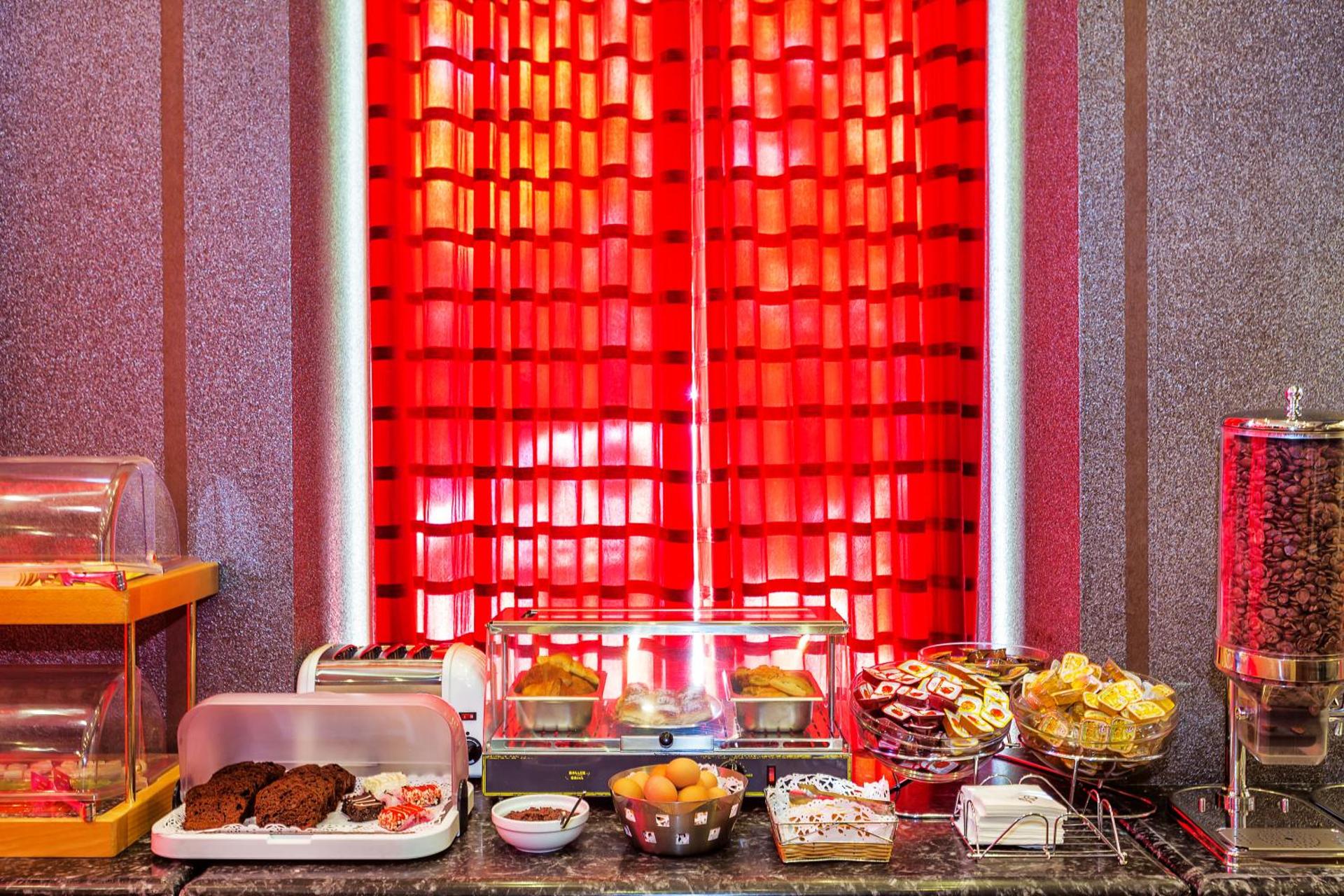 Egnatia Hotel - Photo 79