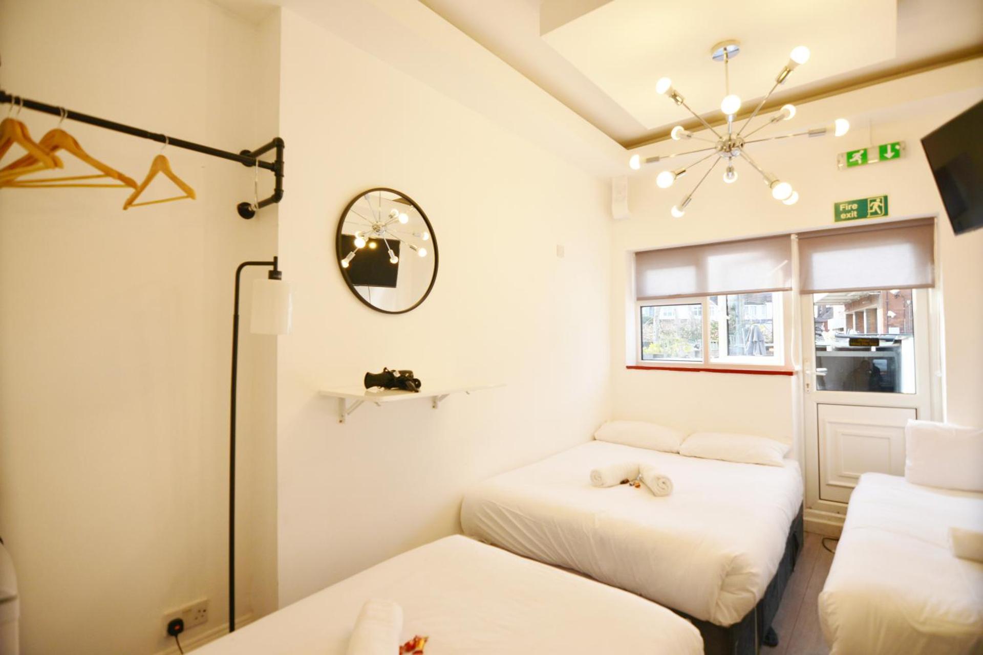 Anchor Guest House - Photo 32