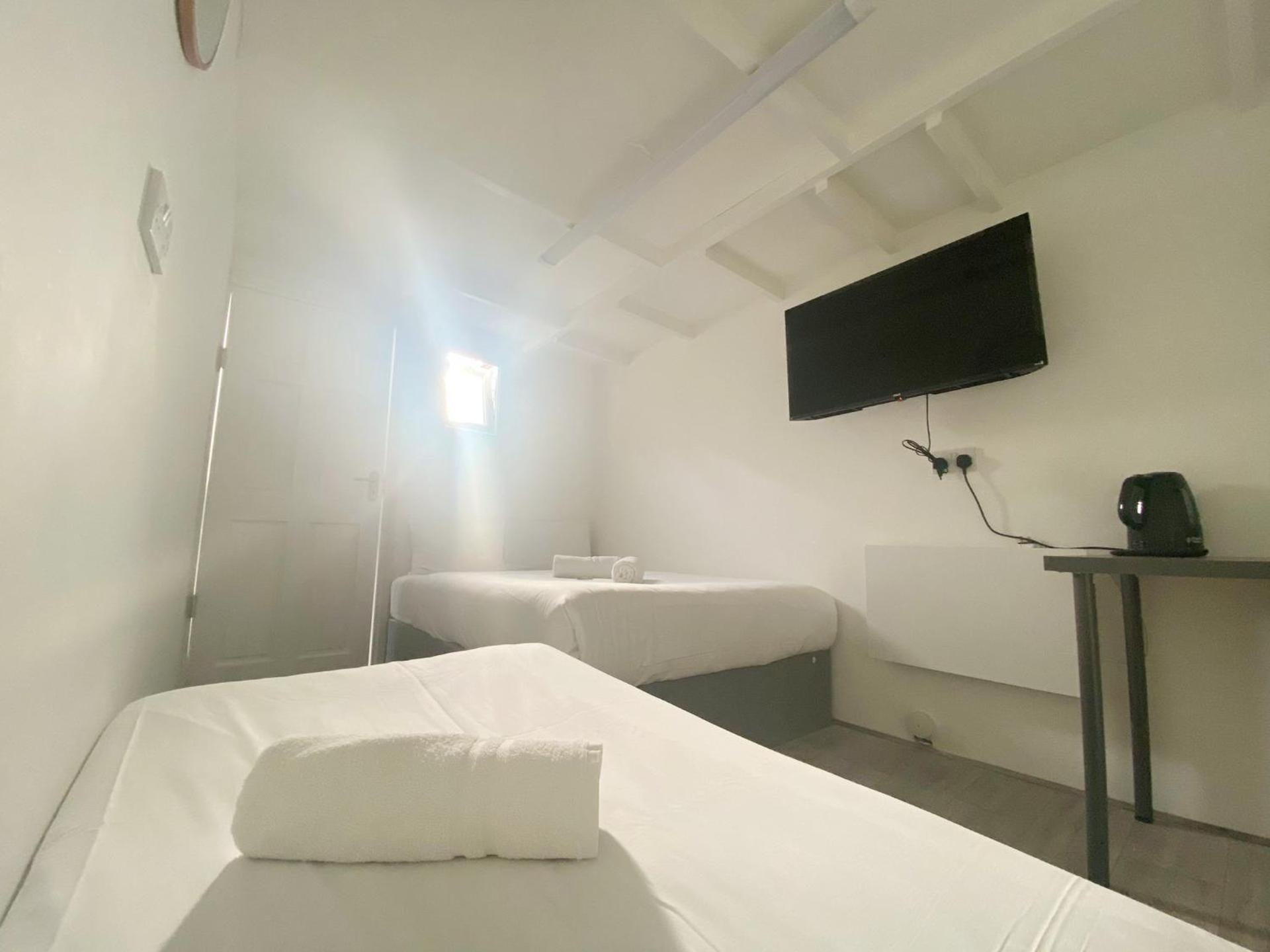 Anchor Guest House - Photo 27