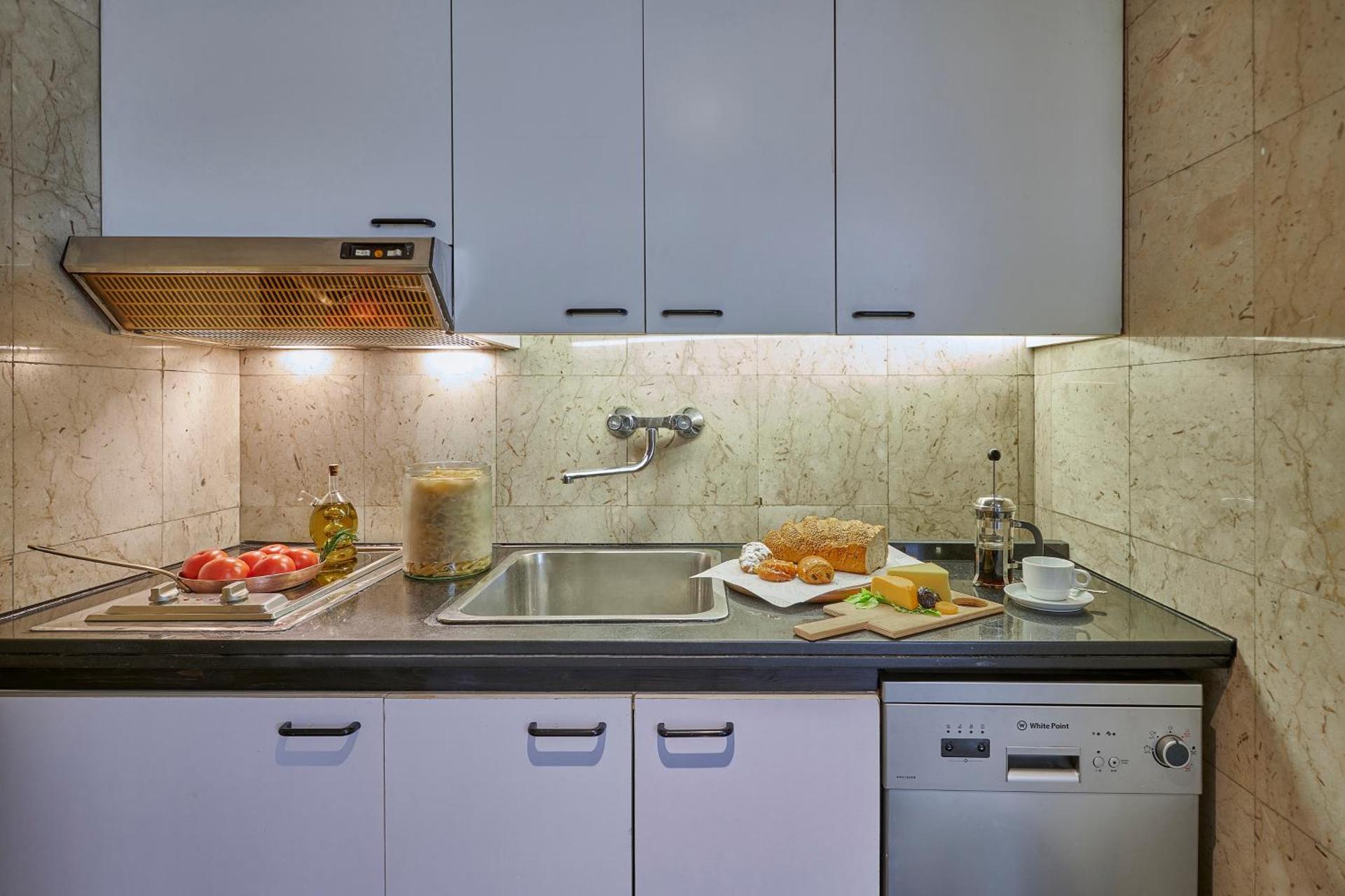 Presidential Suite River View with Lounge Access