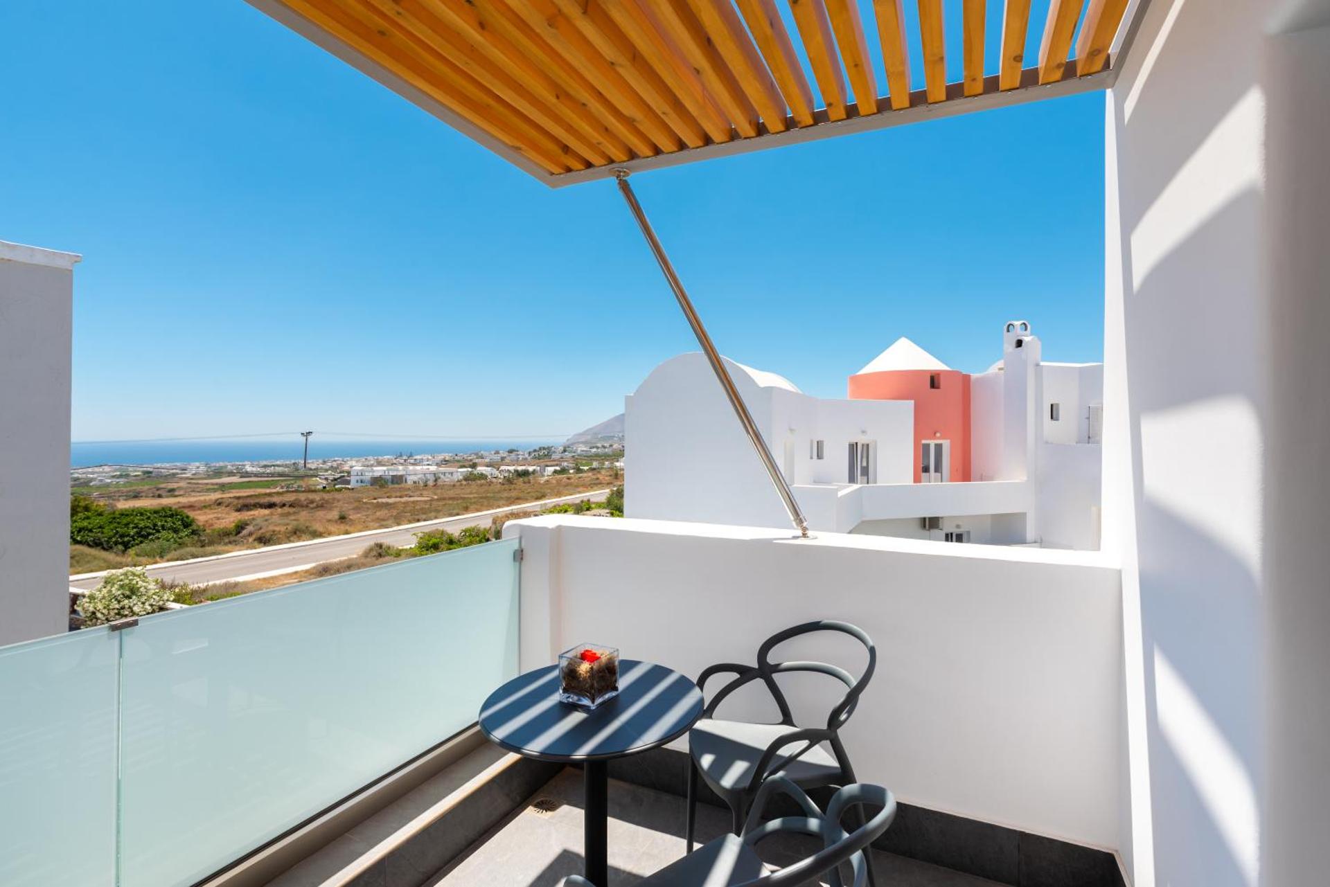 Deluxe Suites Santorini - Photo 66