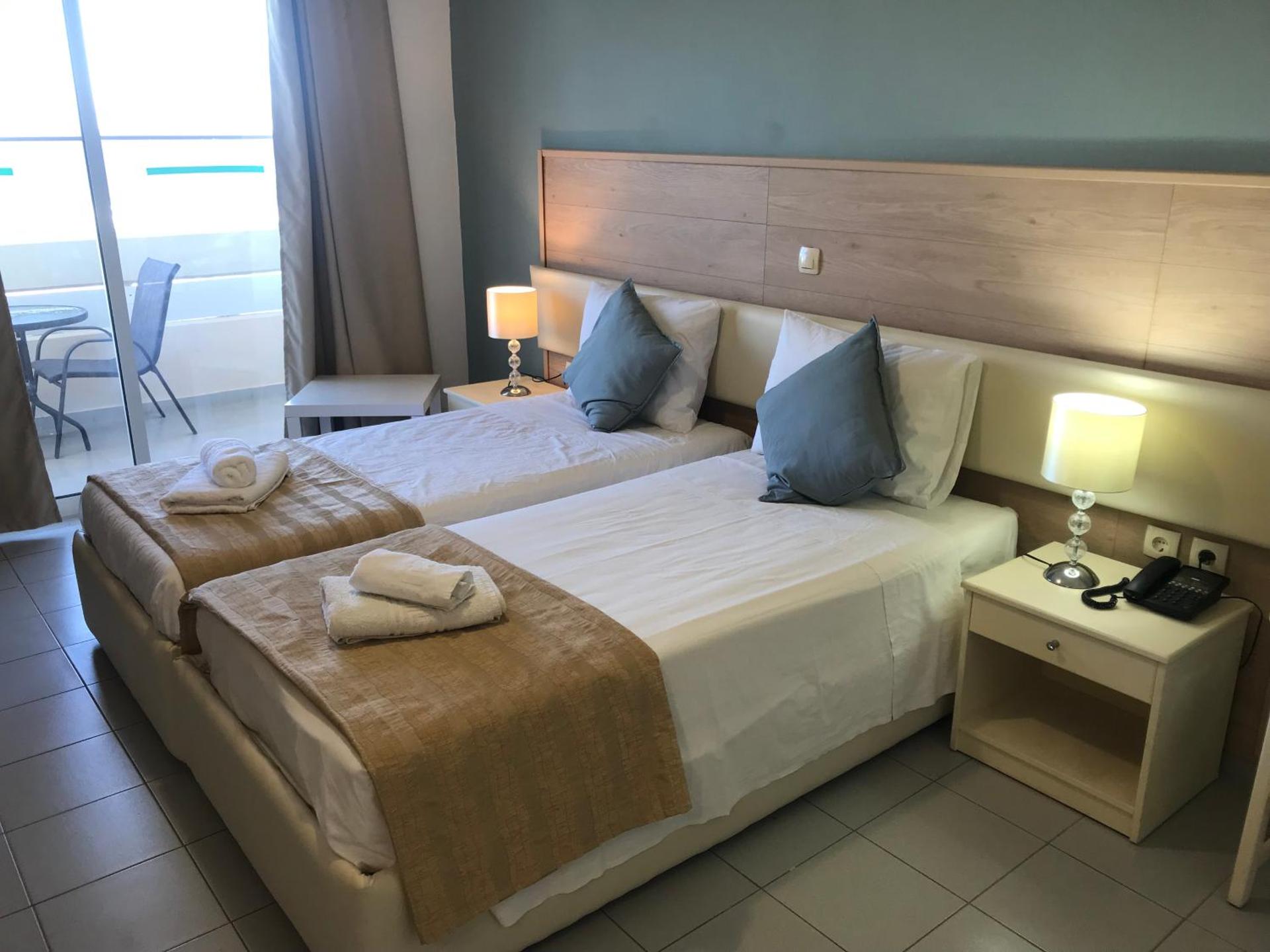 Bayside Hotel Katsaras - Photo 4