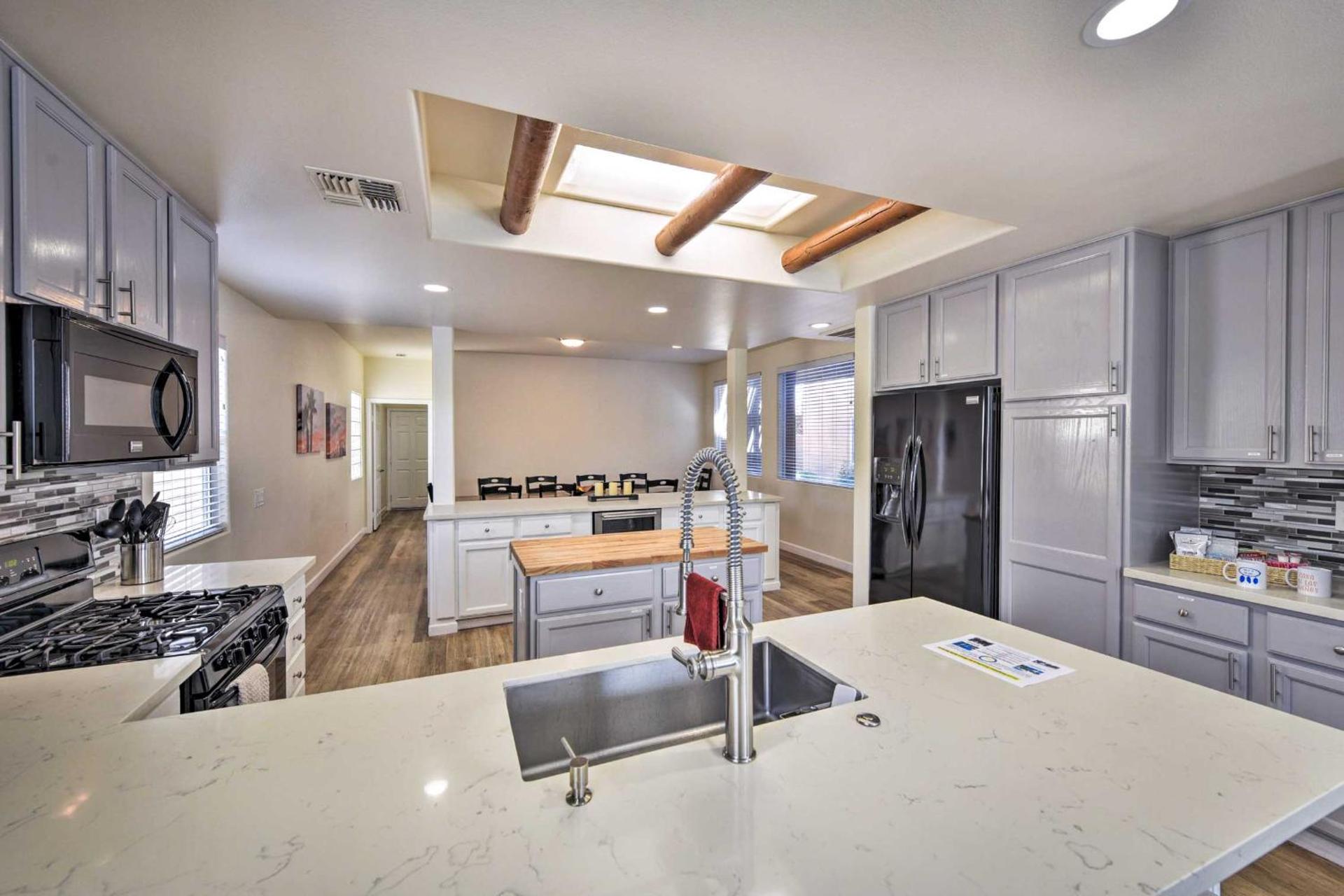 Bermuda Dunes Home with Private Pool, Patio and Grill! - Photo 35